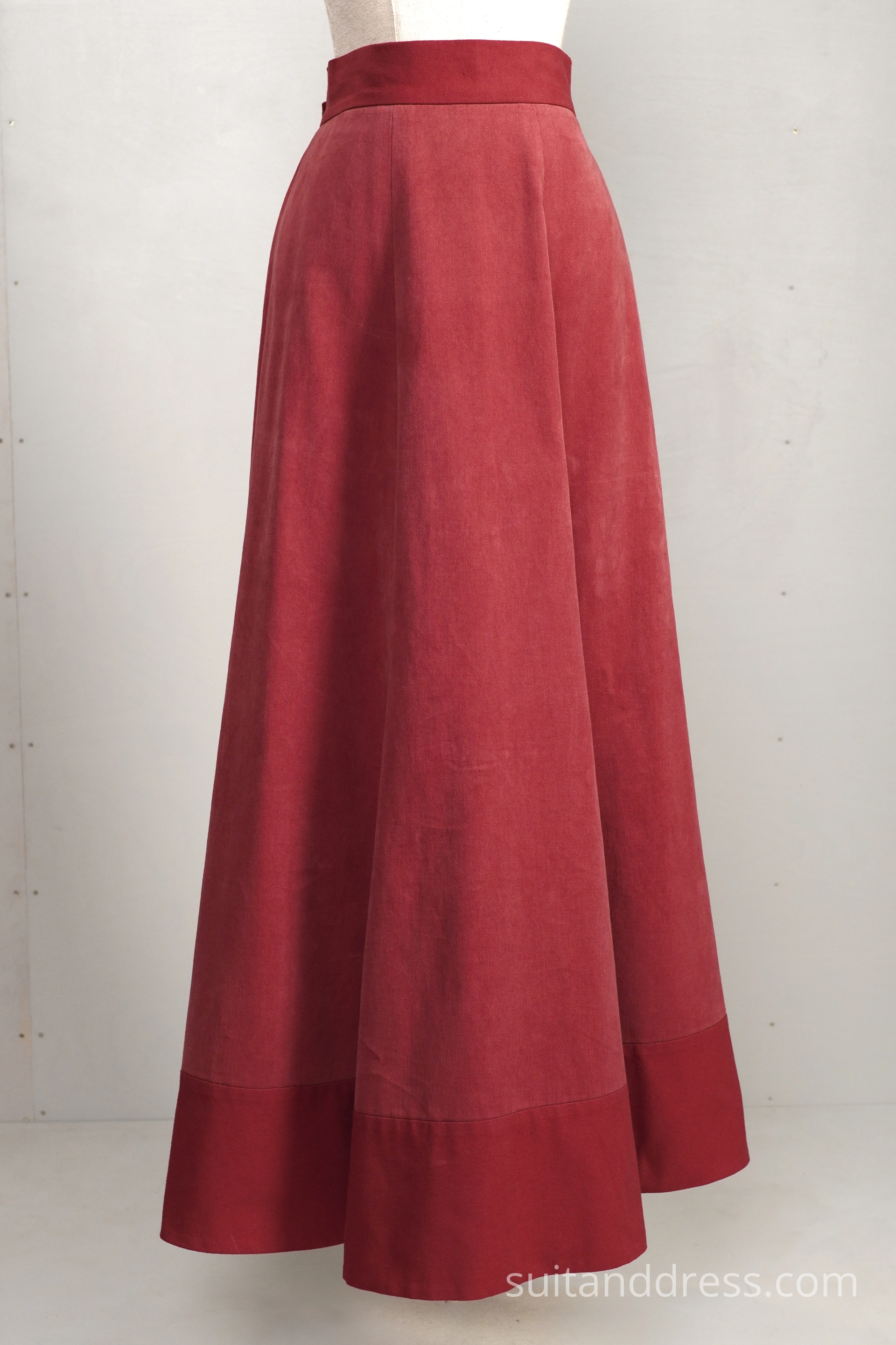 Edwardian era maxi skirt for rent
