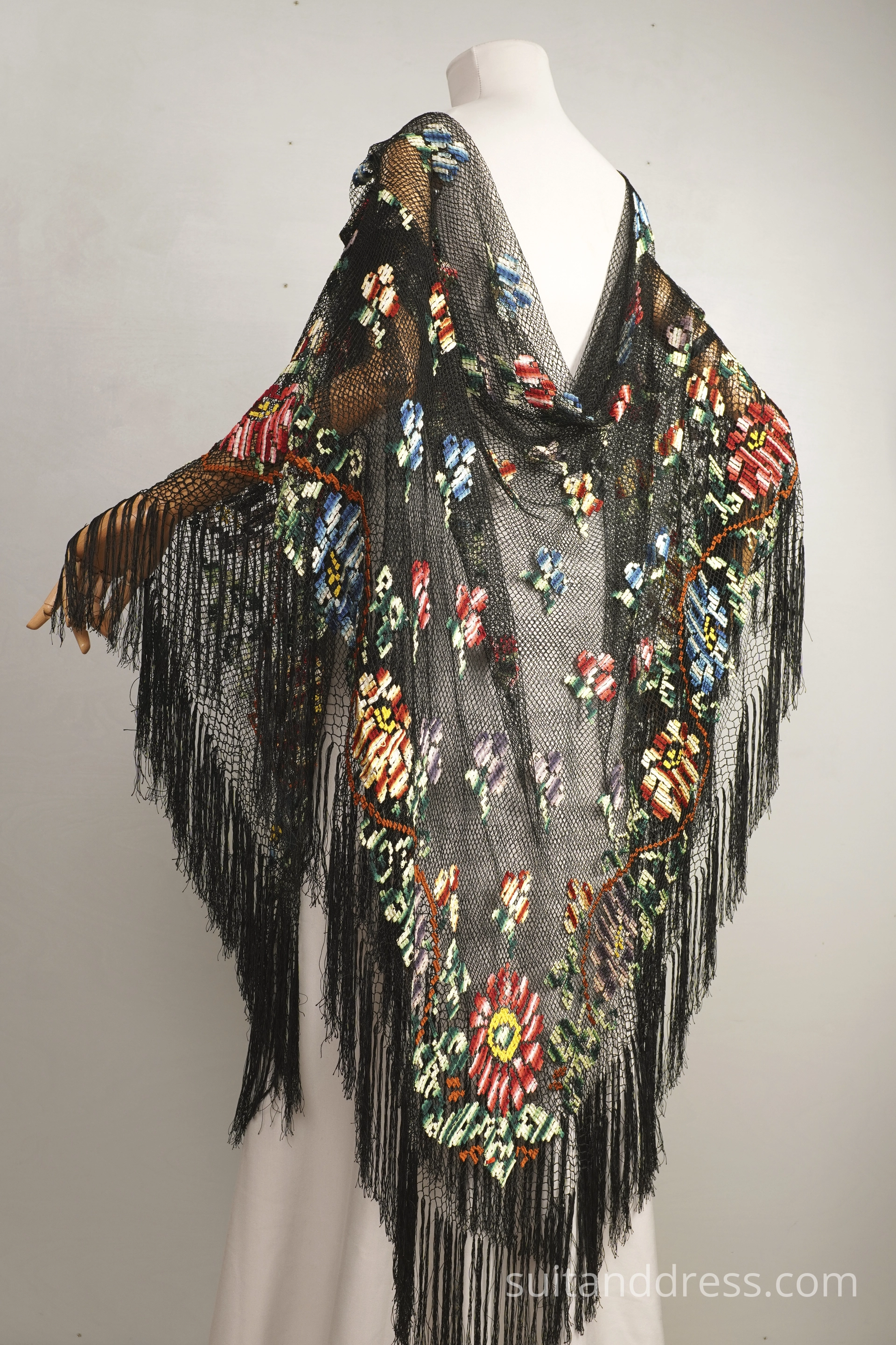Embroidered mesh scarf for rent