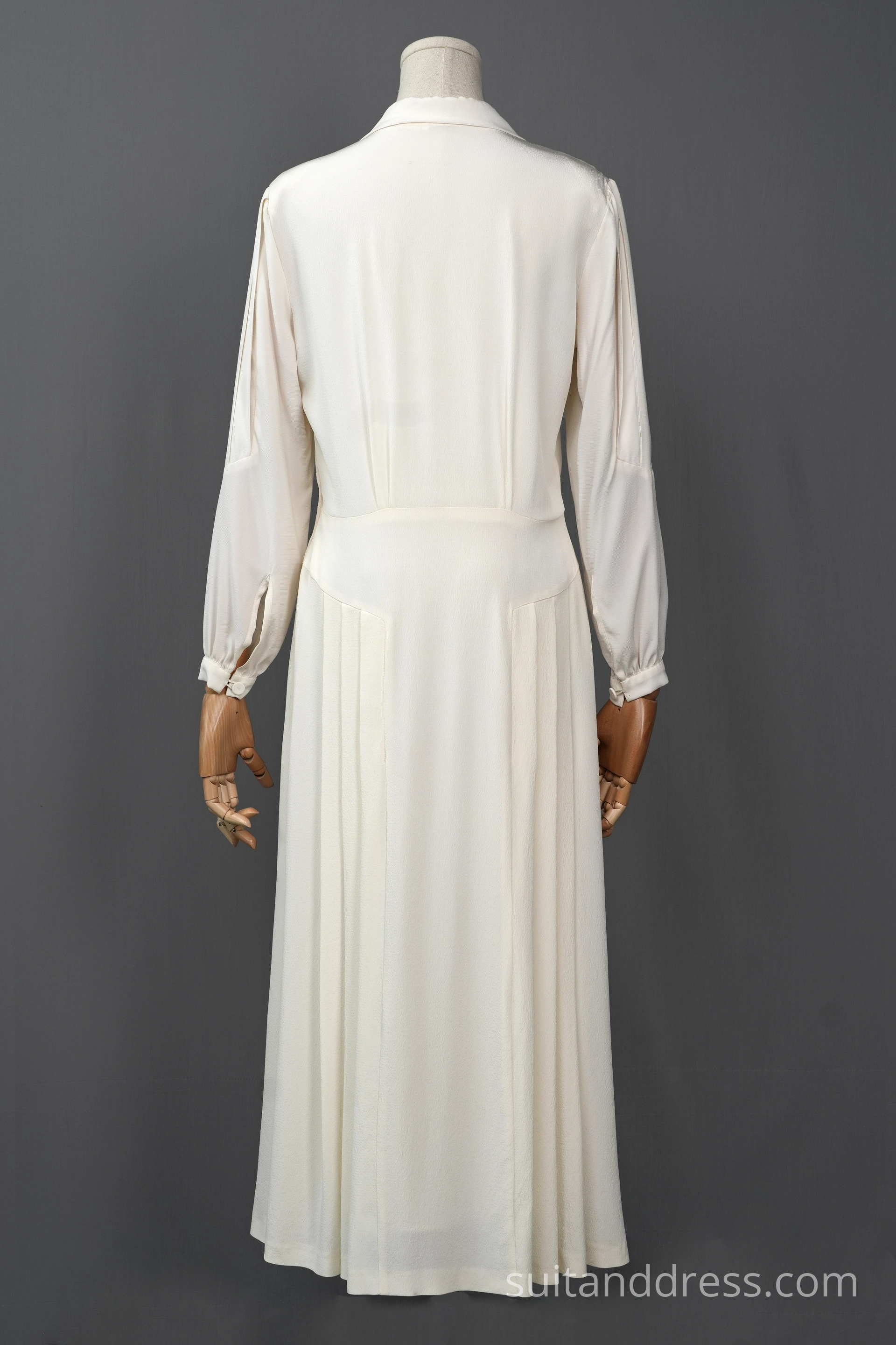 1940s style wedding dress war time bridal ceremony WW2  historical costumes period costume hire in Riga Latvia