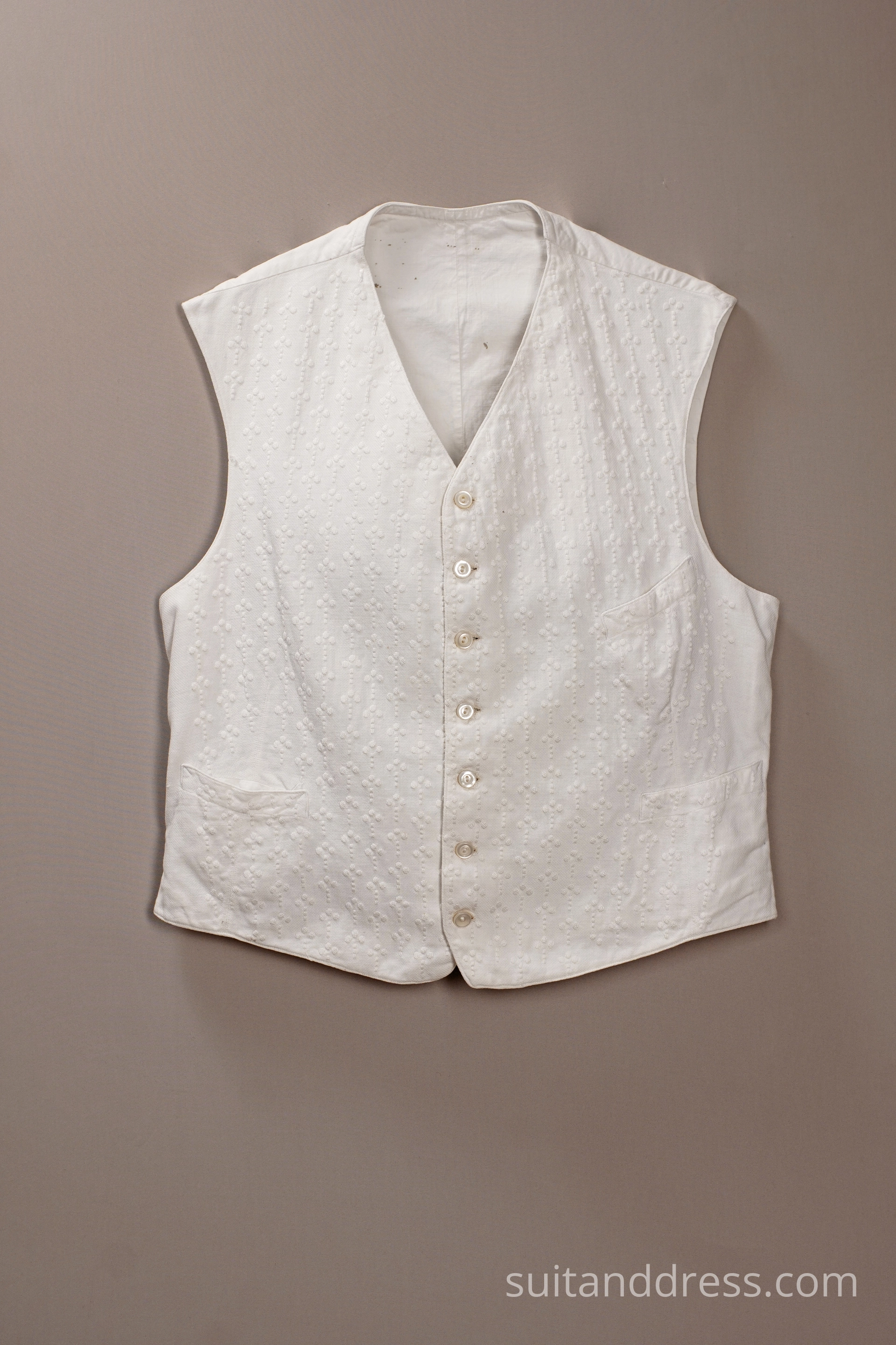 Balta kokvilnas veste 20 gs. sāums