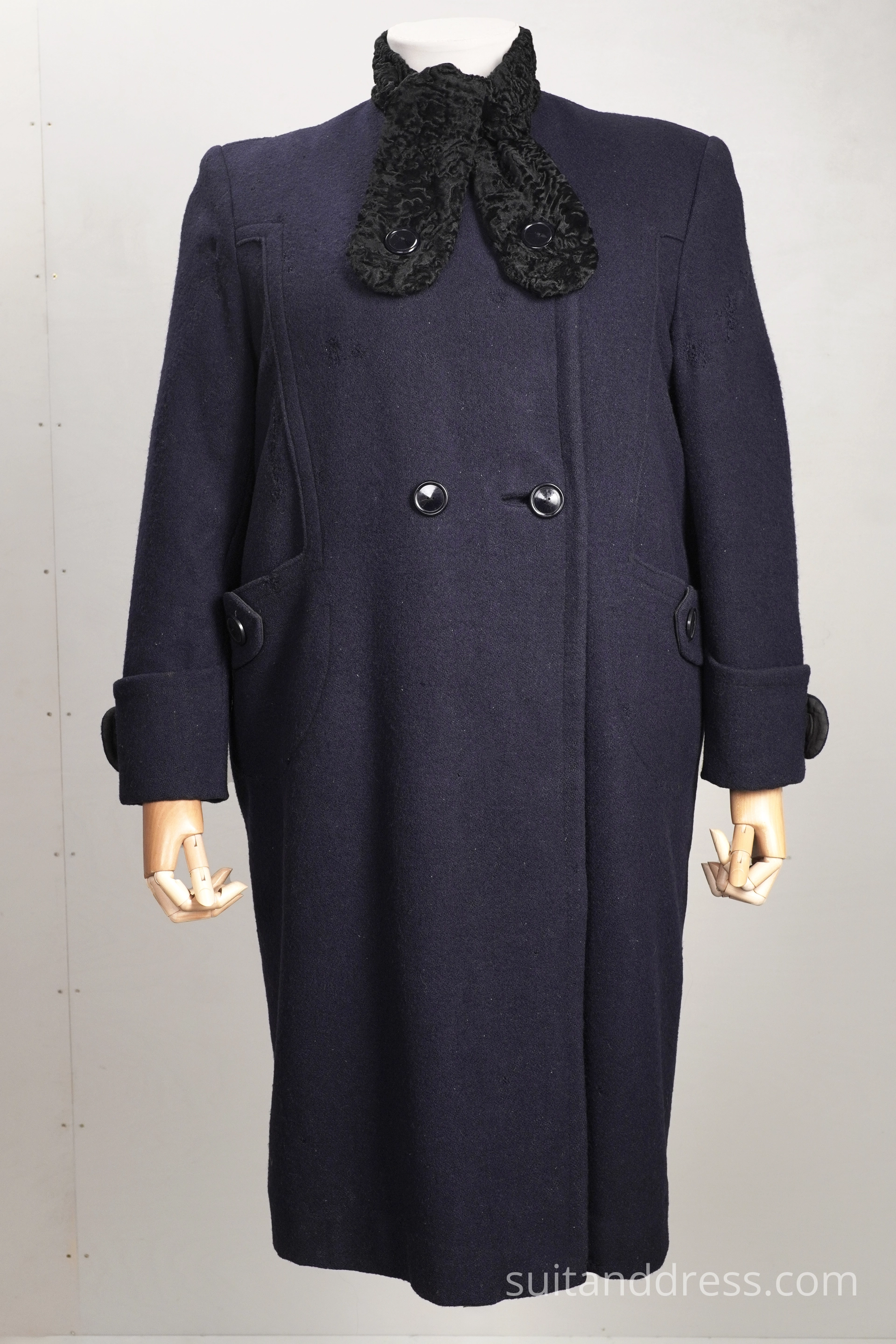 1940s heavy winter coat persian lamb bow