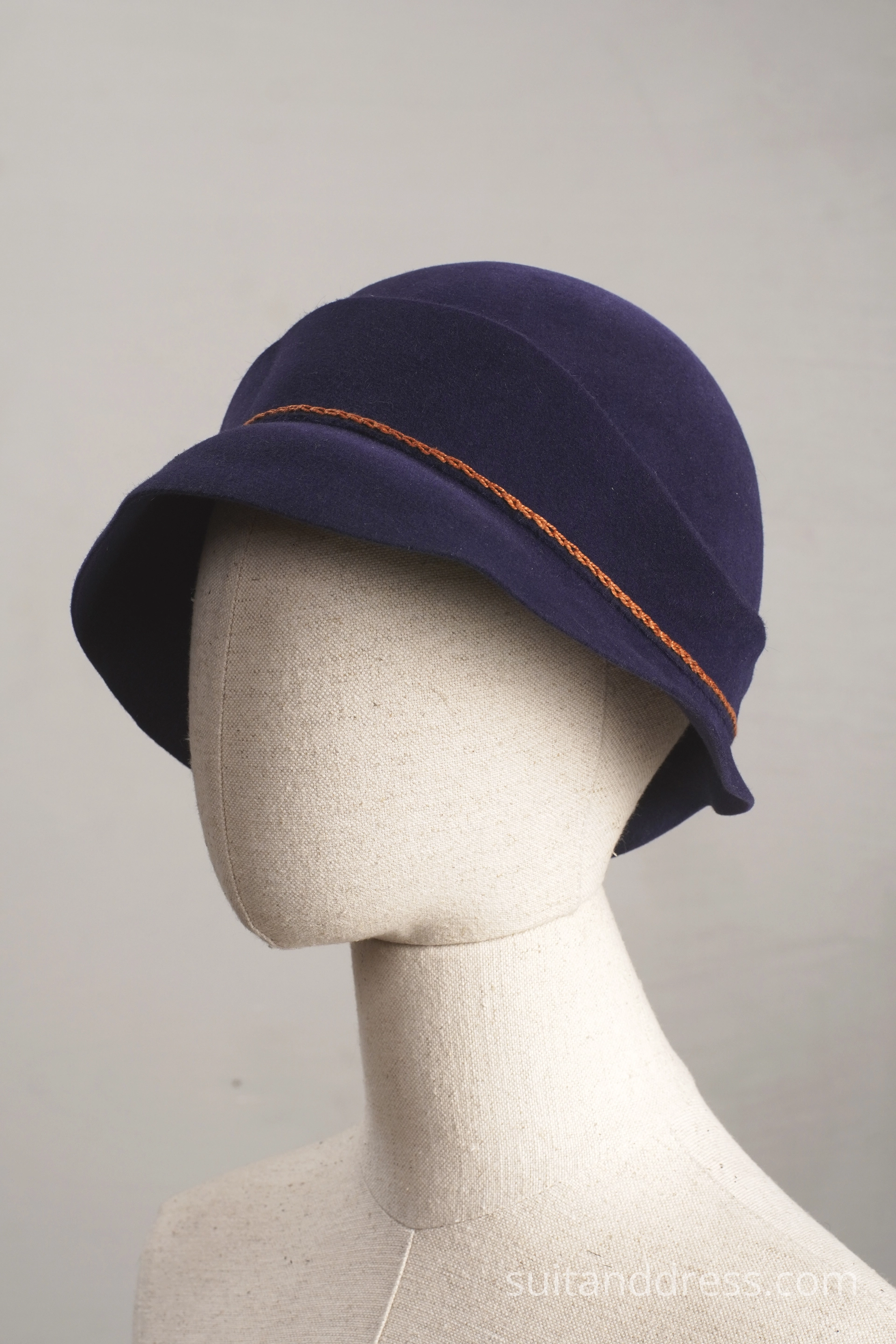1920s felt cloche in navy womens hat 1920s style