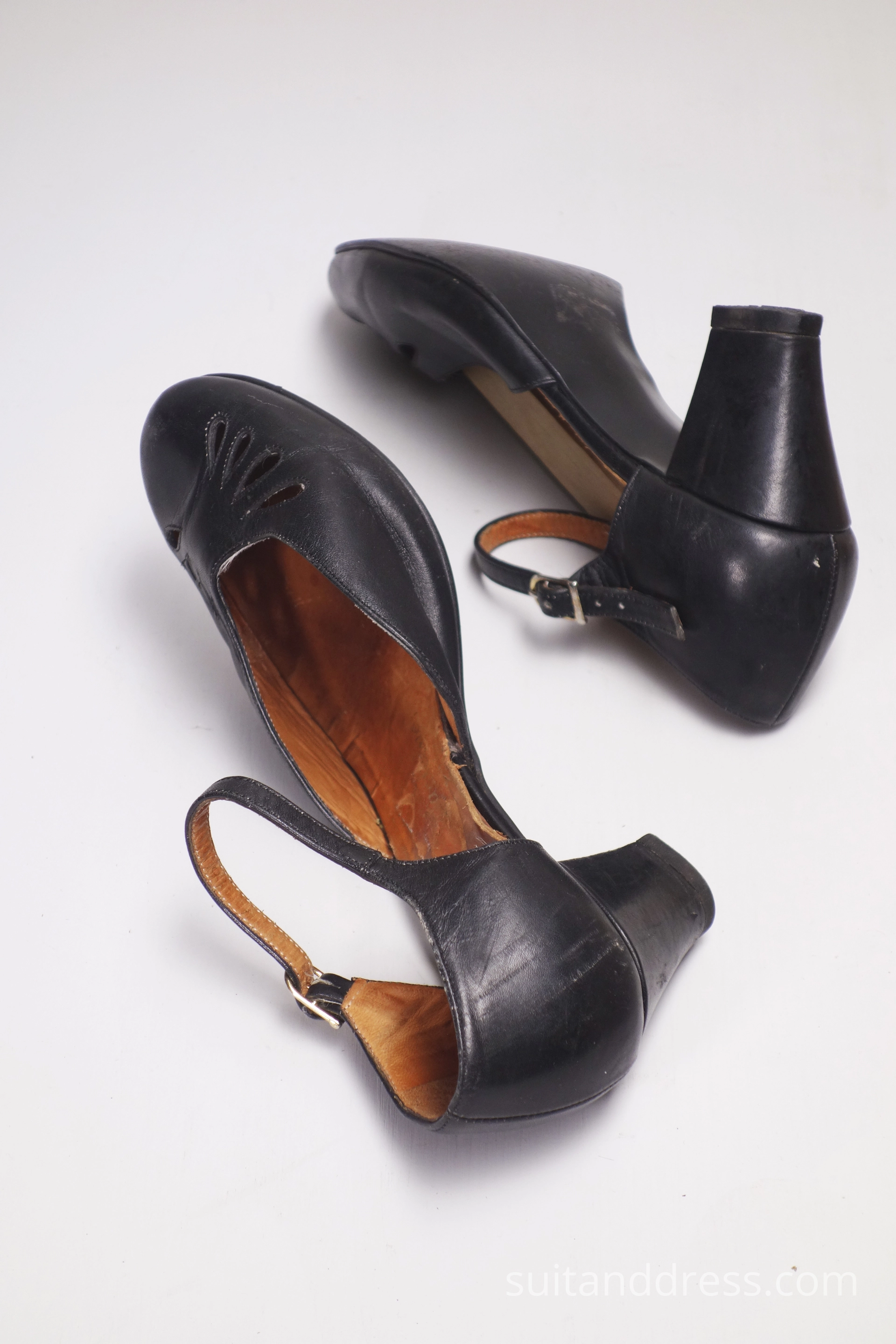 1930s style ladies shoes for rent