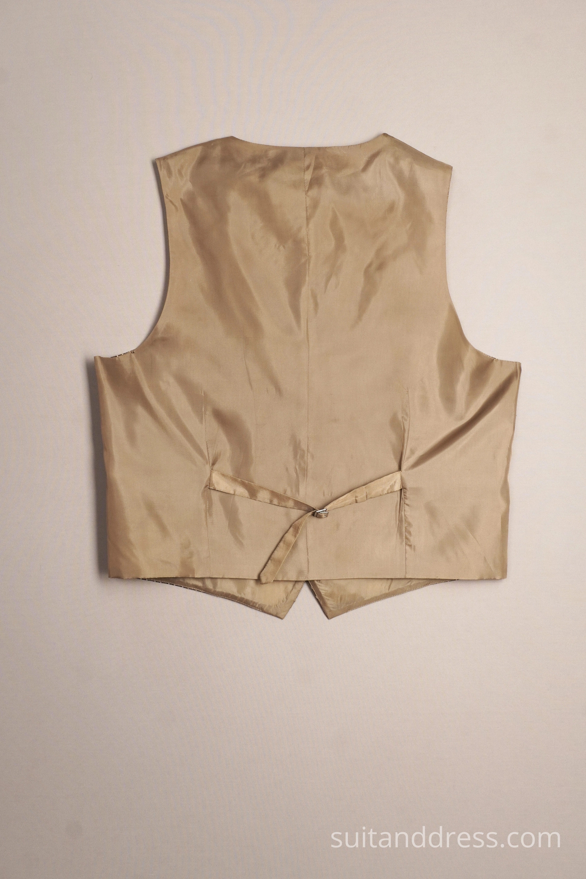 svītraina vinatge stile veste retro kungu mode vīriešu stils 20. gs. sākumā kostīmu noma Rīgā