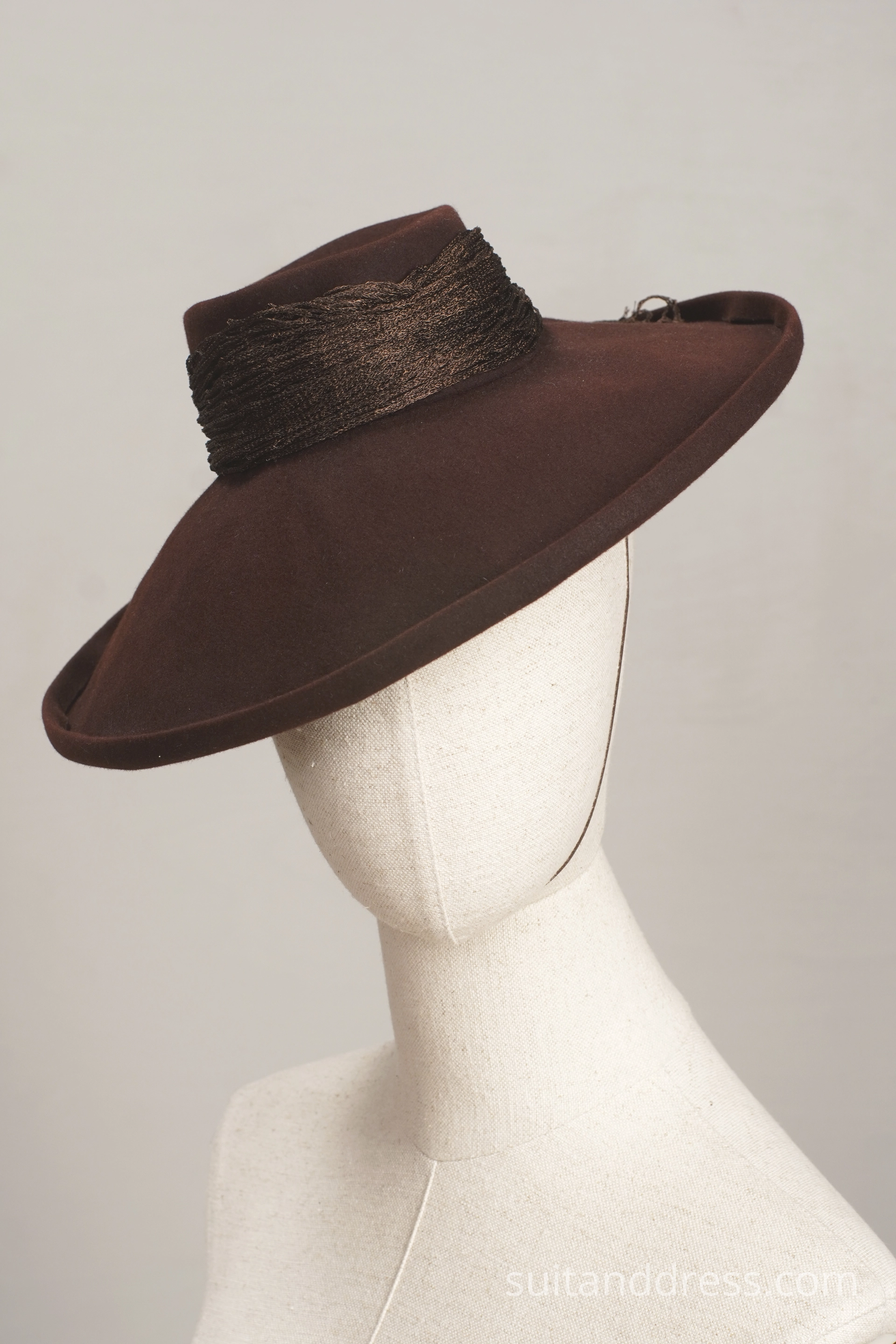 1940s wide brim felt hat