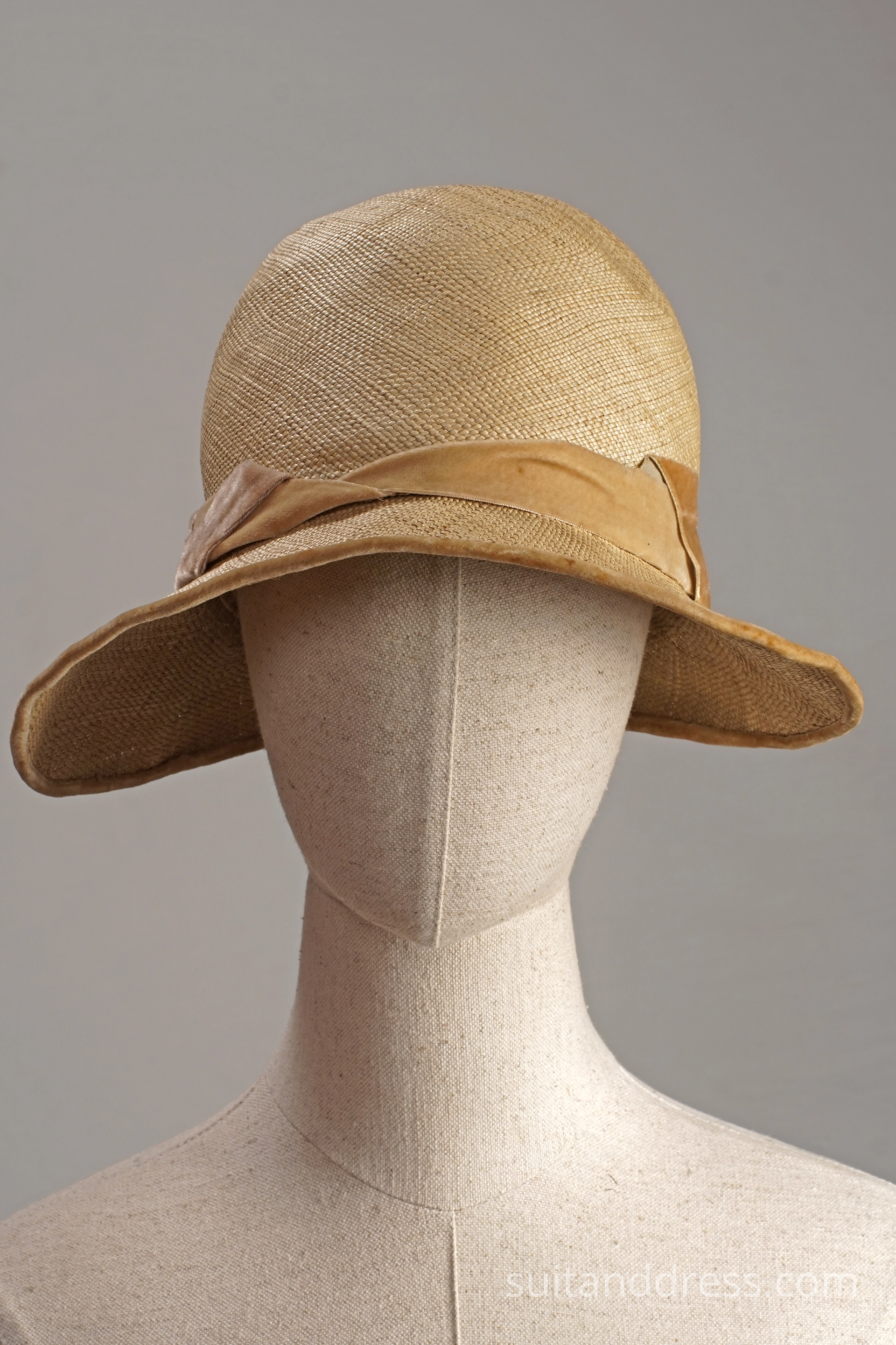 1920s summer straw cloche hat