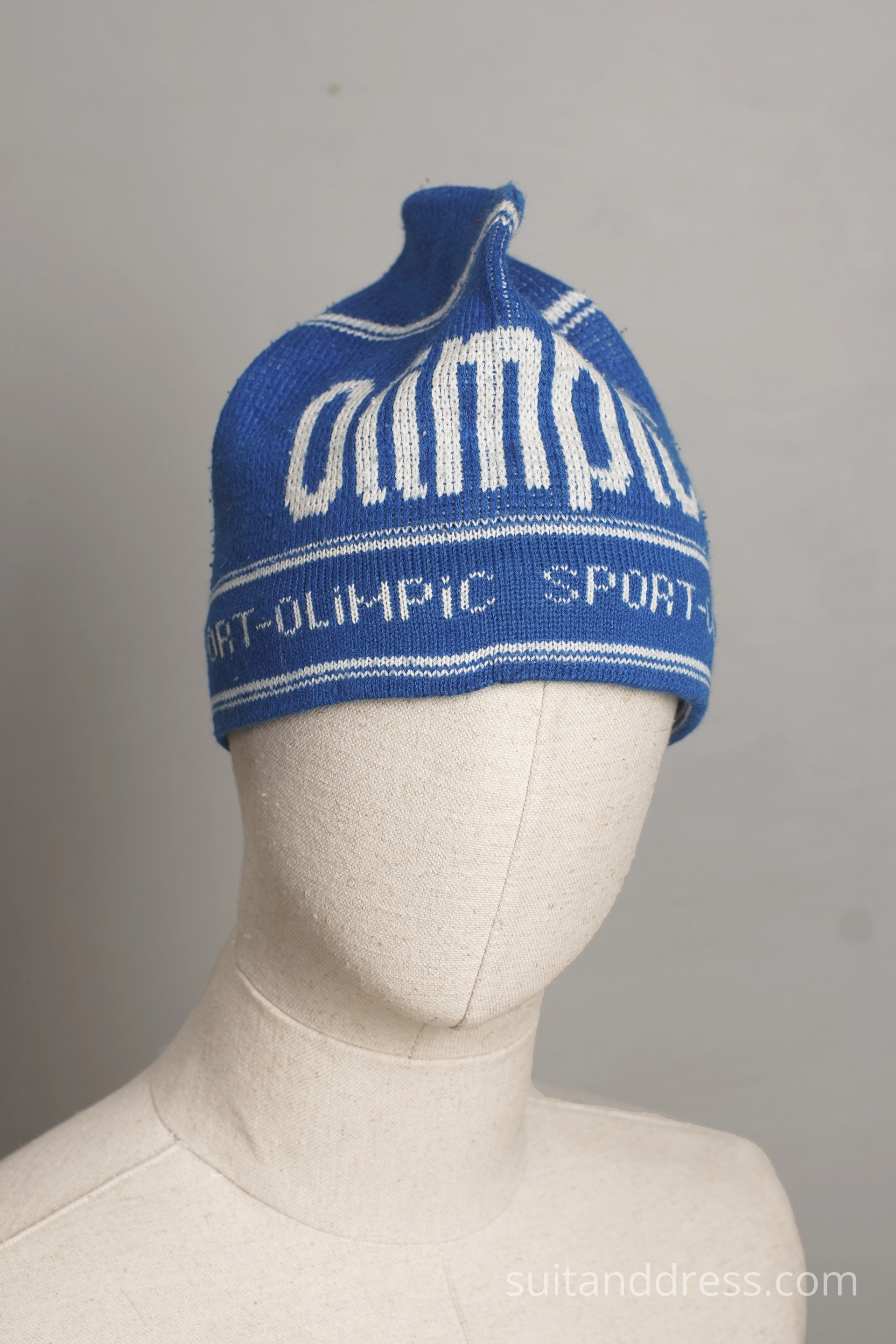 1980s sports ski hat vinage olimpic beanie blue mashineknit