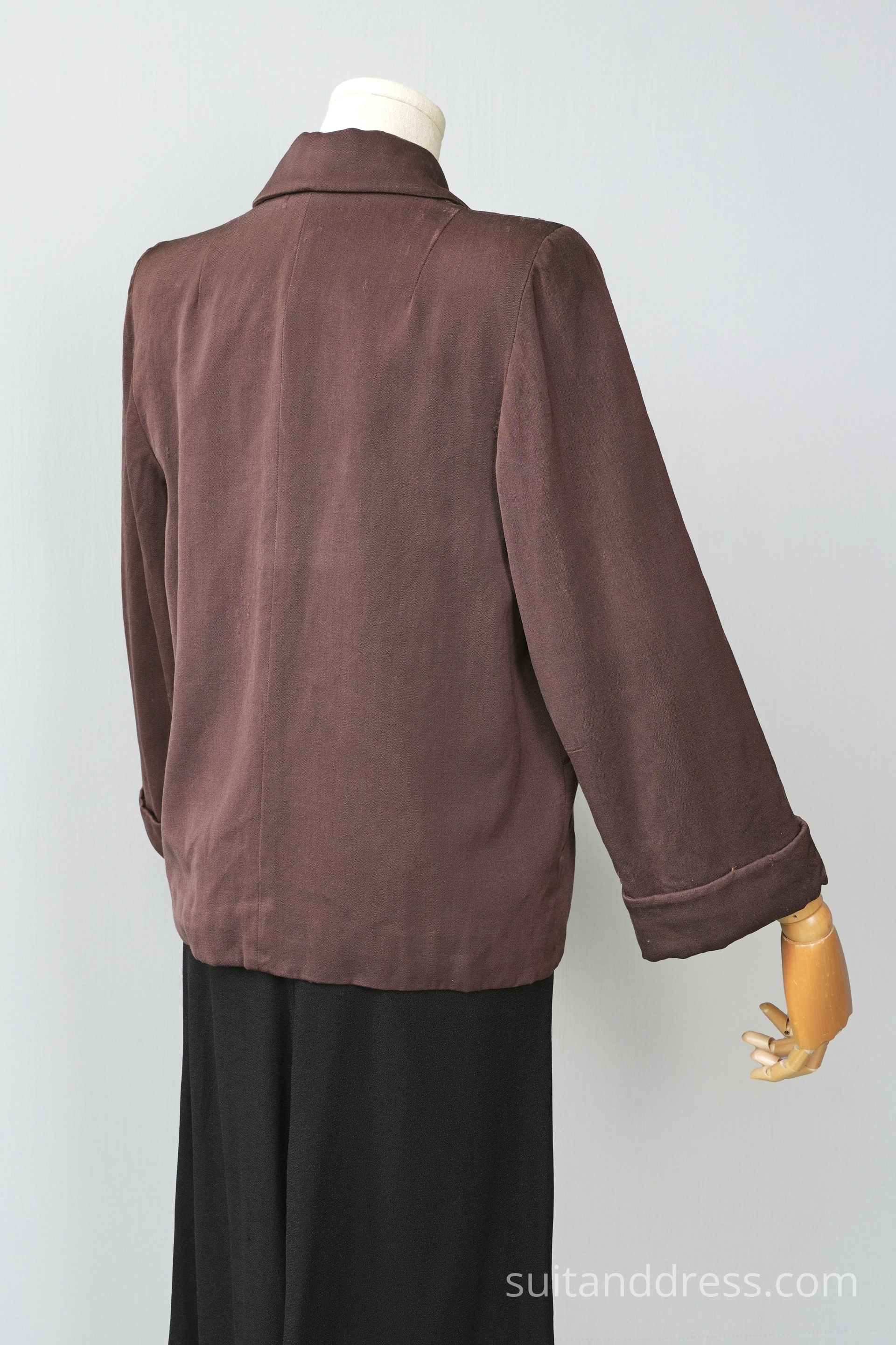 1940s worn out swing jacket in brown mauve wardrobe rental for films vintage costume rent in Riga