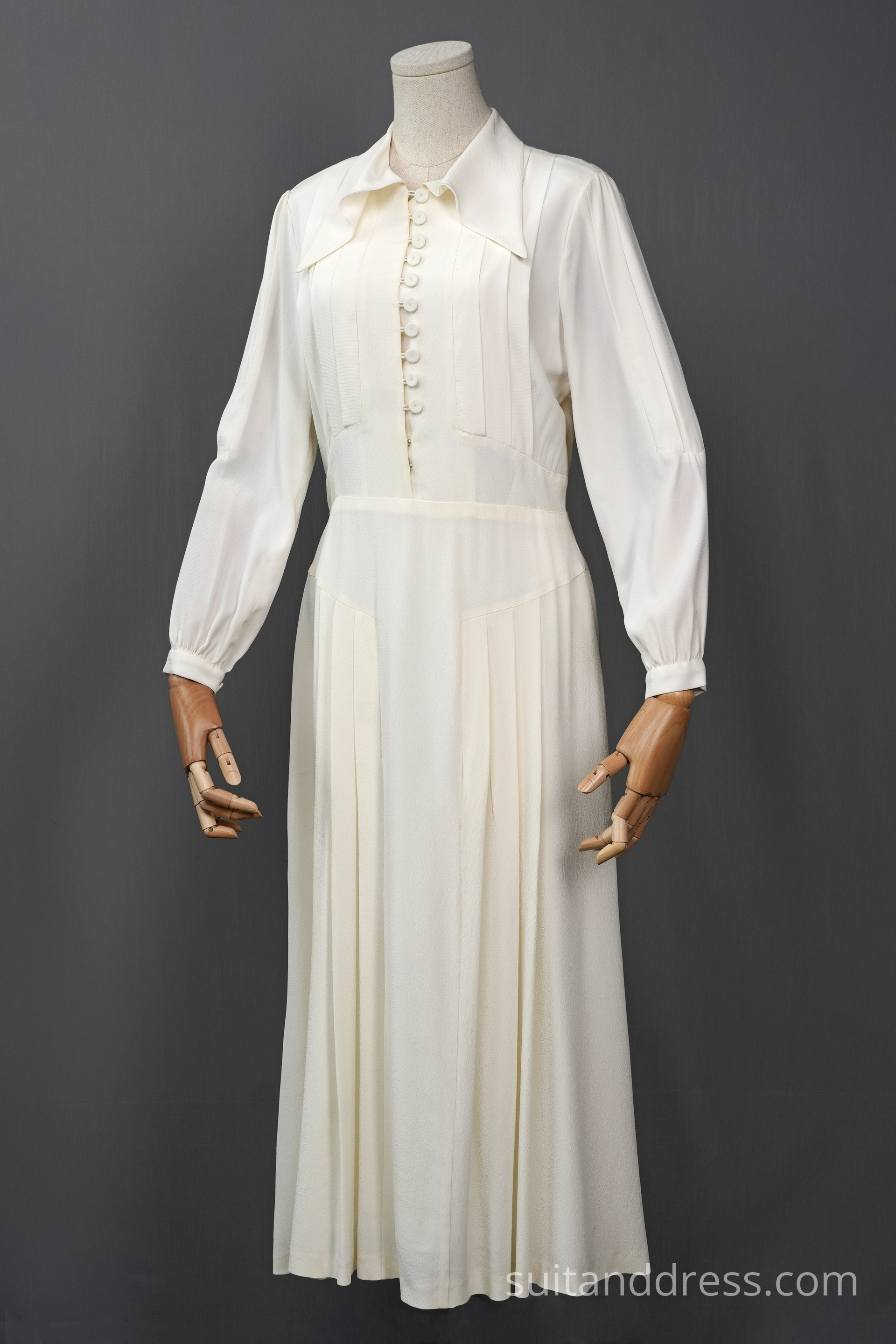 1940s style wedding dress war time bridal ceremony WW2  historical costumes period costume hire in Riga Latvia