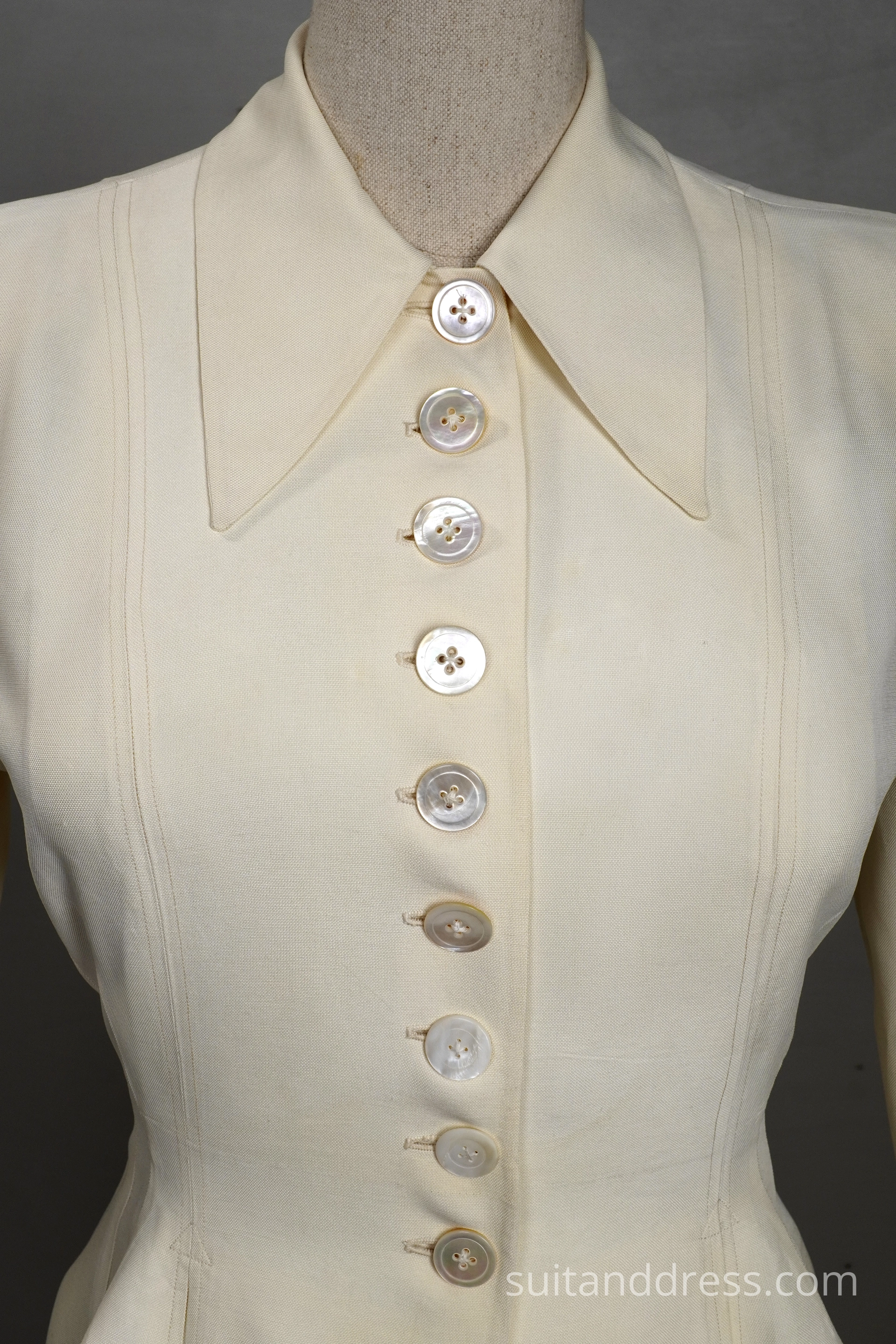 1940s white ladies blazer