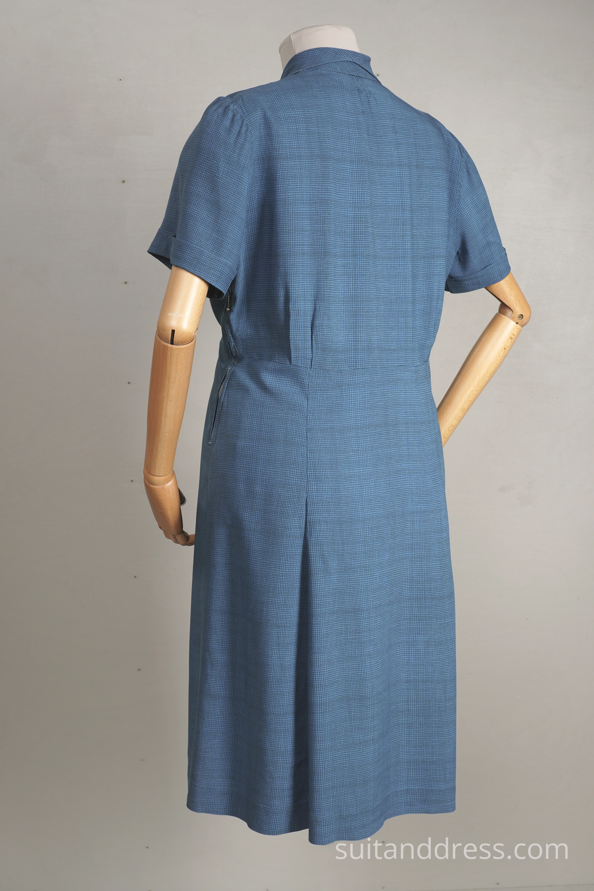 1940. gadu kleita zila pēckara kleita