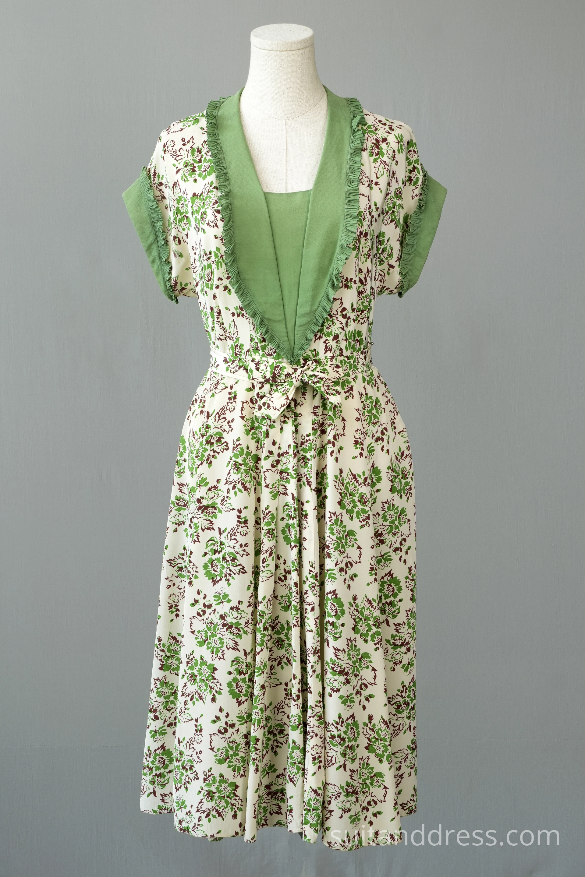 1930s floral silk summer dress vintage 30s day dress retro style fashion rent for films in Riga Latvia