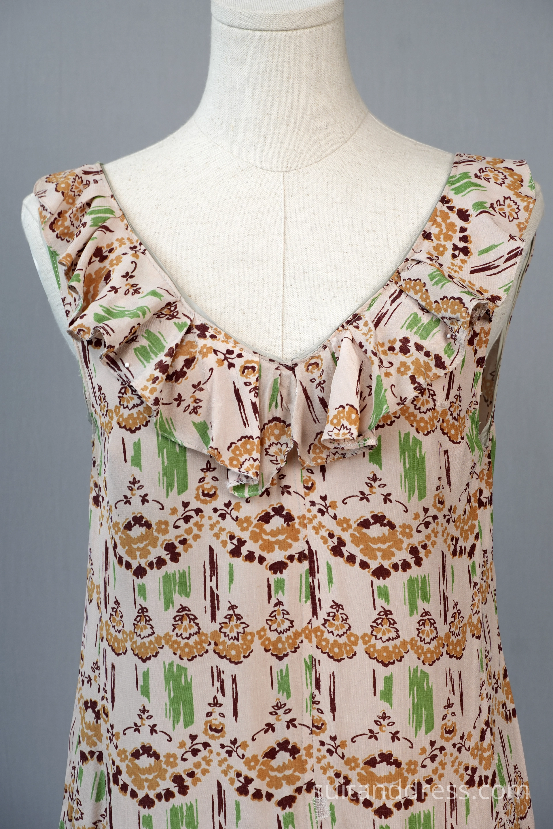 1920s printed silk summer dress womens fashion 20s ladys style vintage costume rental for films in Riga Latvia