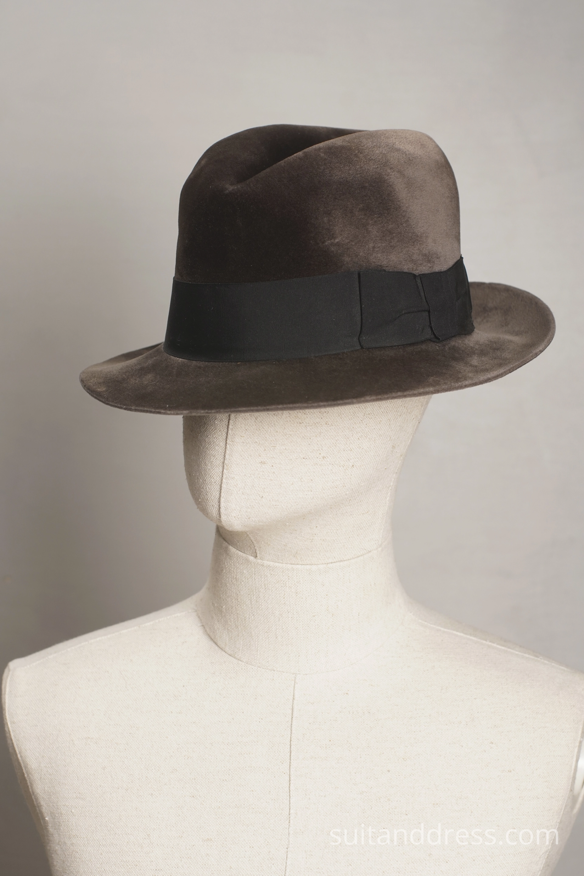 20.gs. vidus vintage cepure 1940 1930 1950 gadu hūte  brūna platmale
