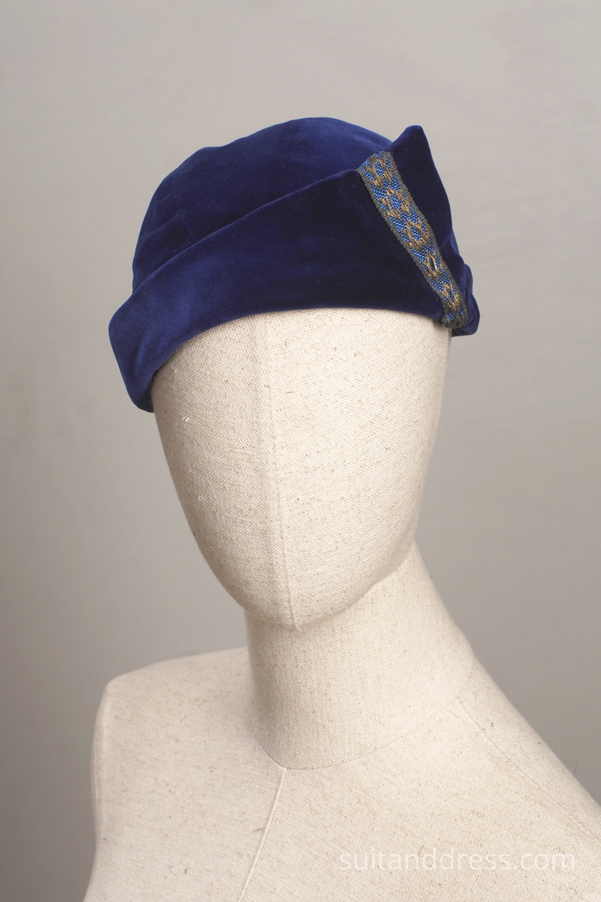1930s students blue velvet hat