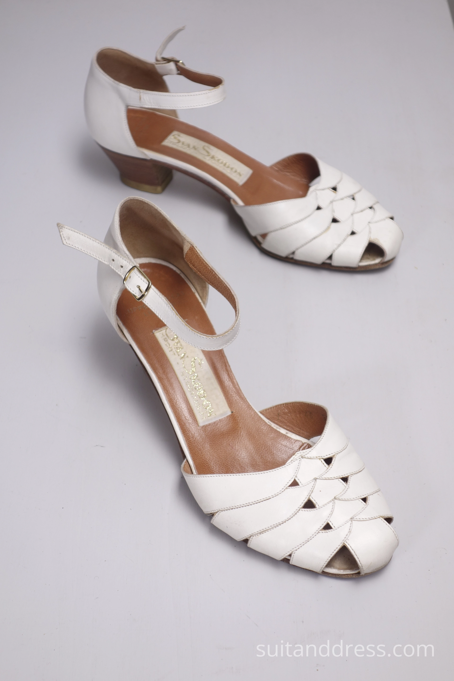 1930s style summer shoes