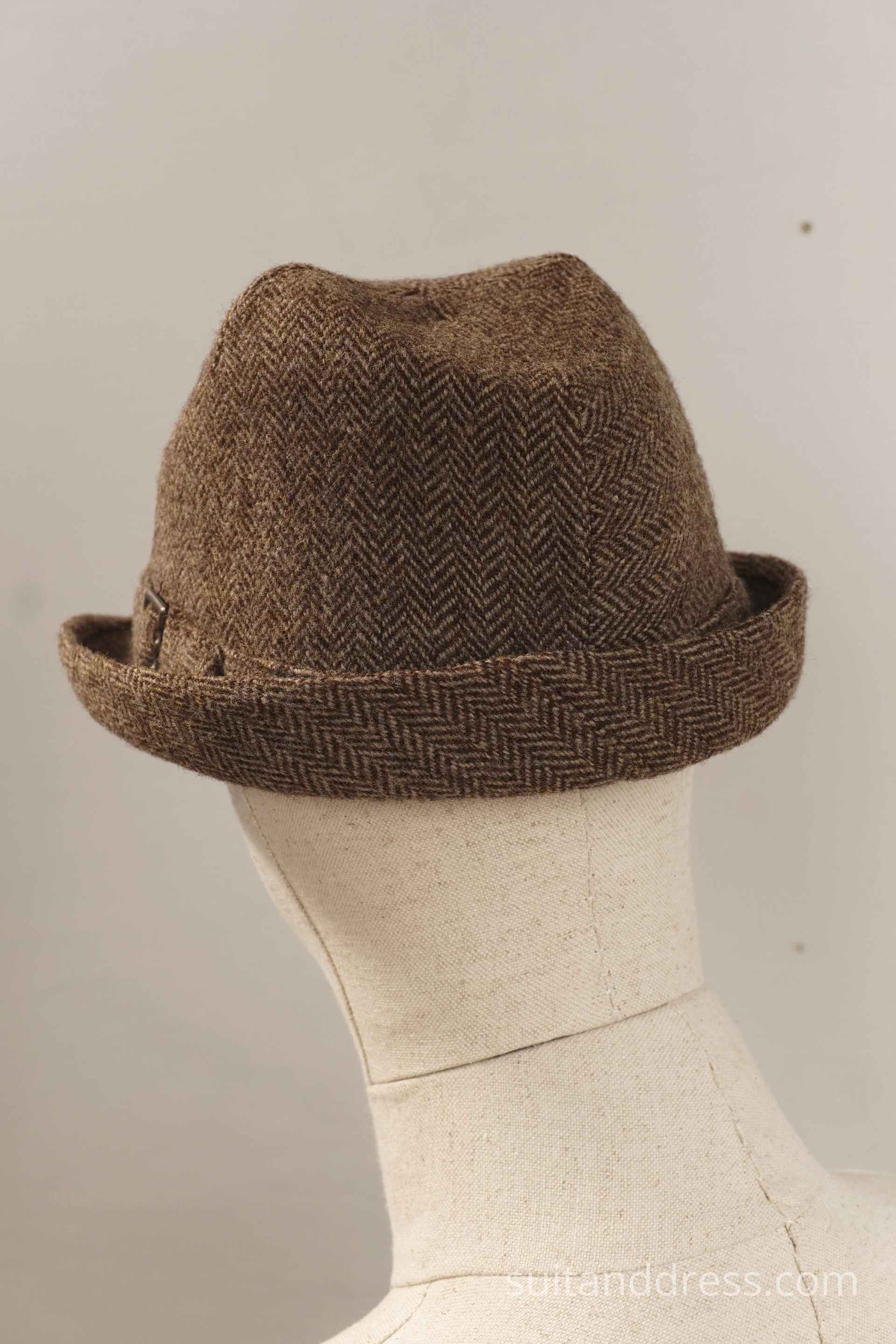 1970s trilby hat for rent 