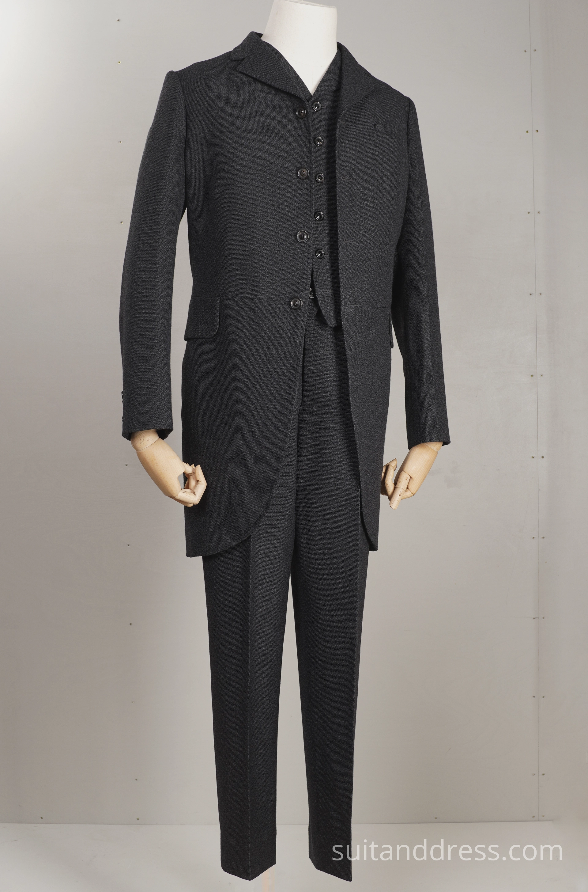 Victorian sack suit replica for rent