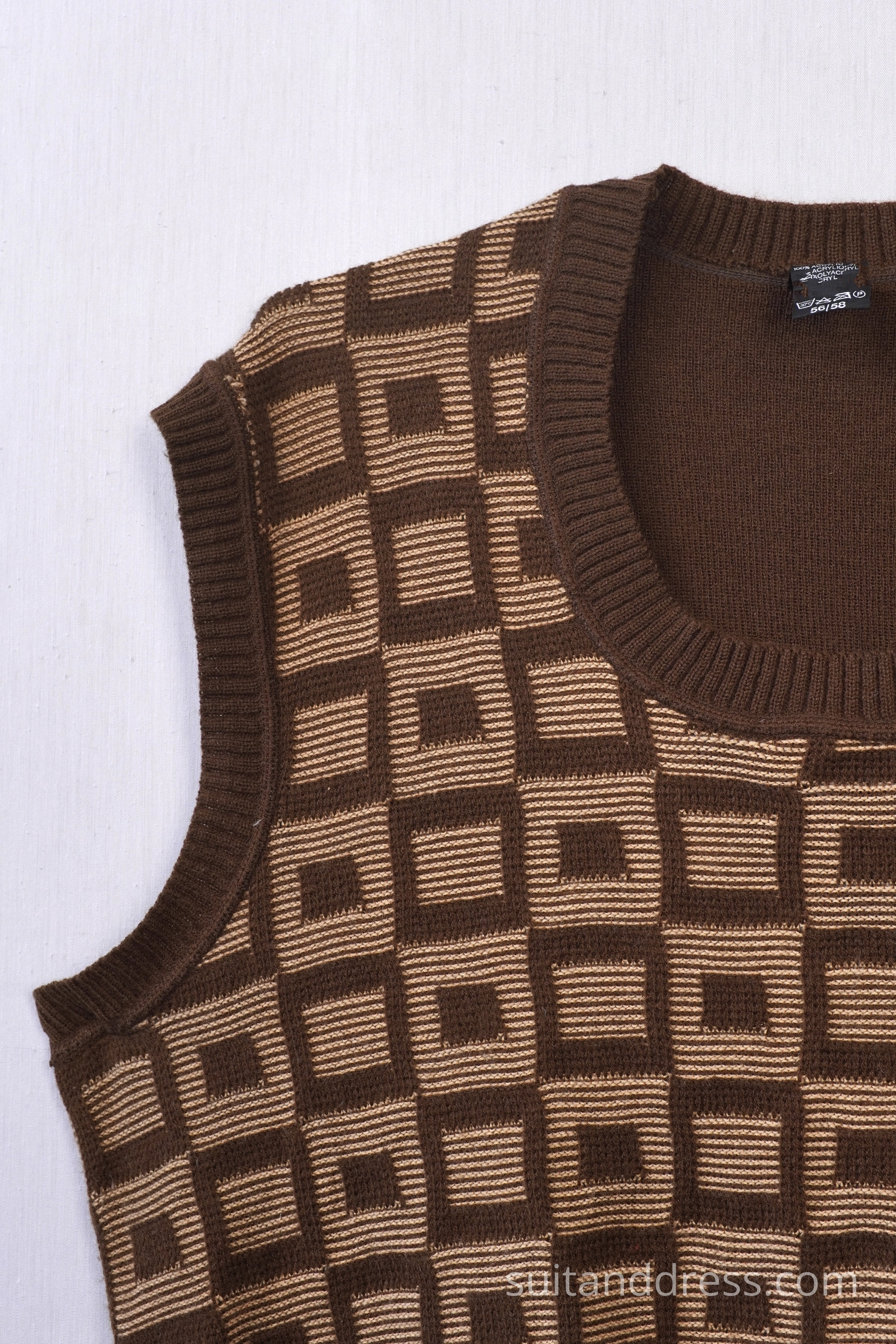 1970s jersy pattern top vest costume rent in Latvia Riga
