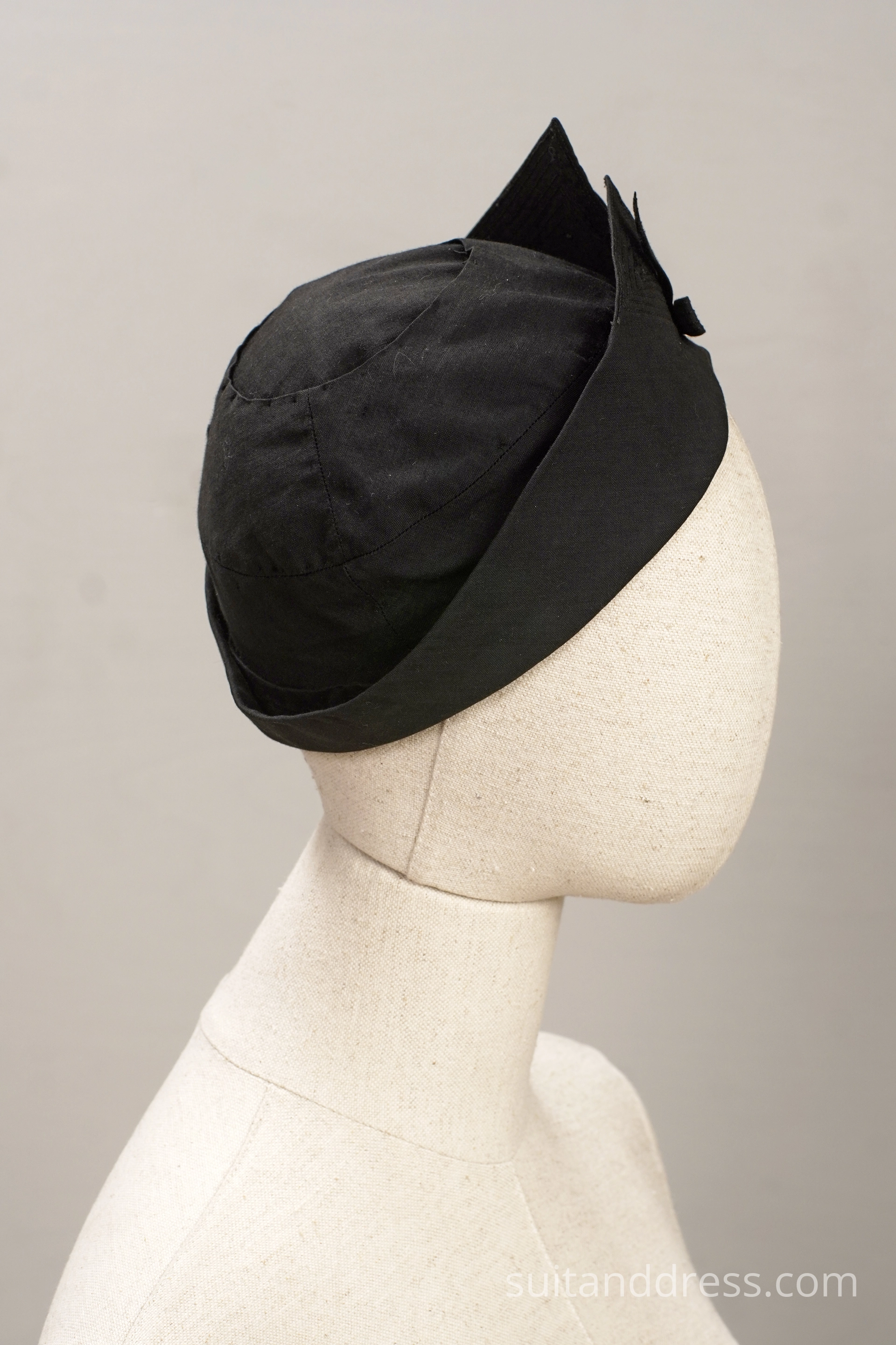 1930s black tilt hat ladys vinage fashion rent