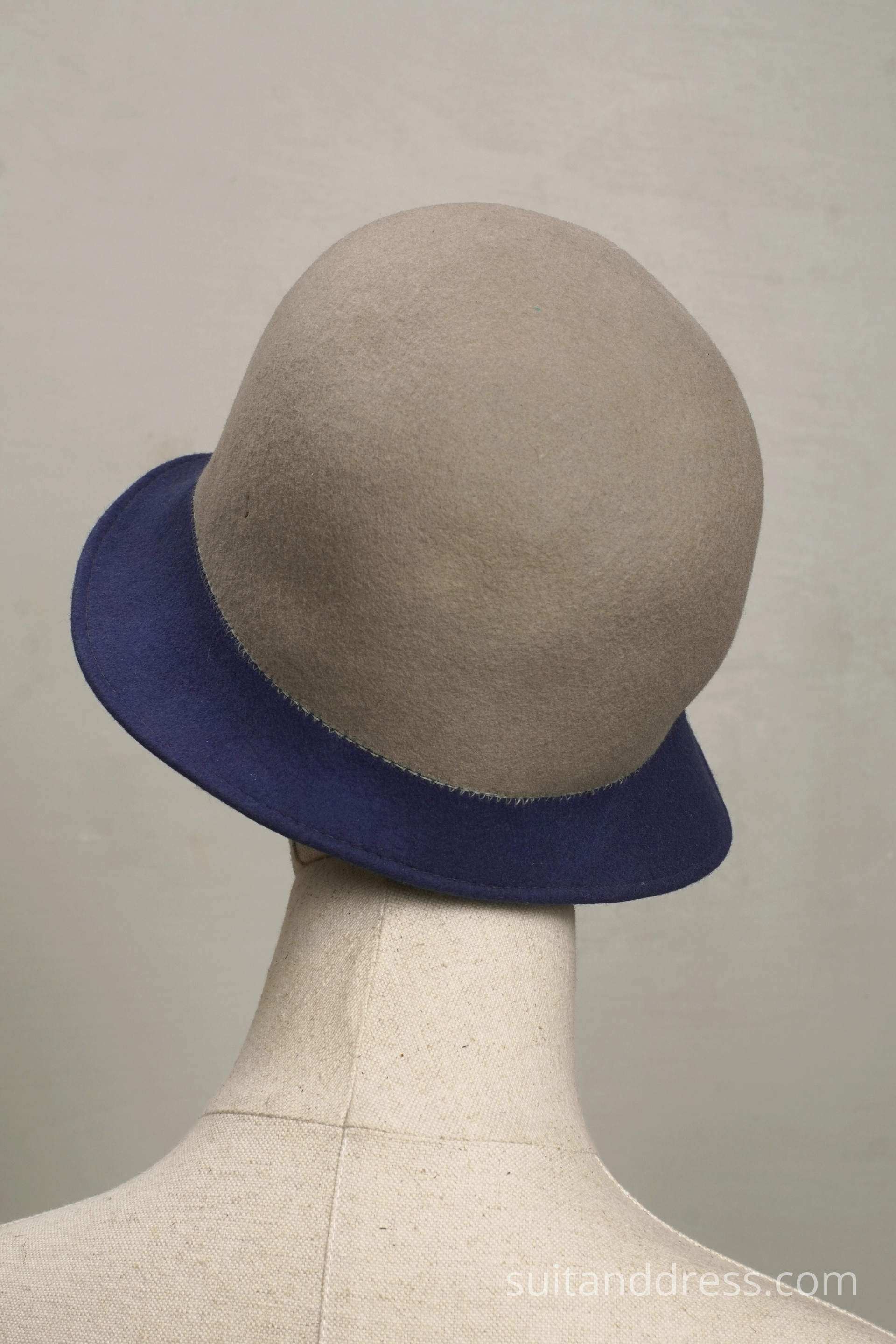 1920s style felt clothe hat