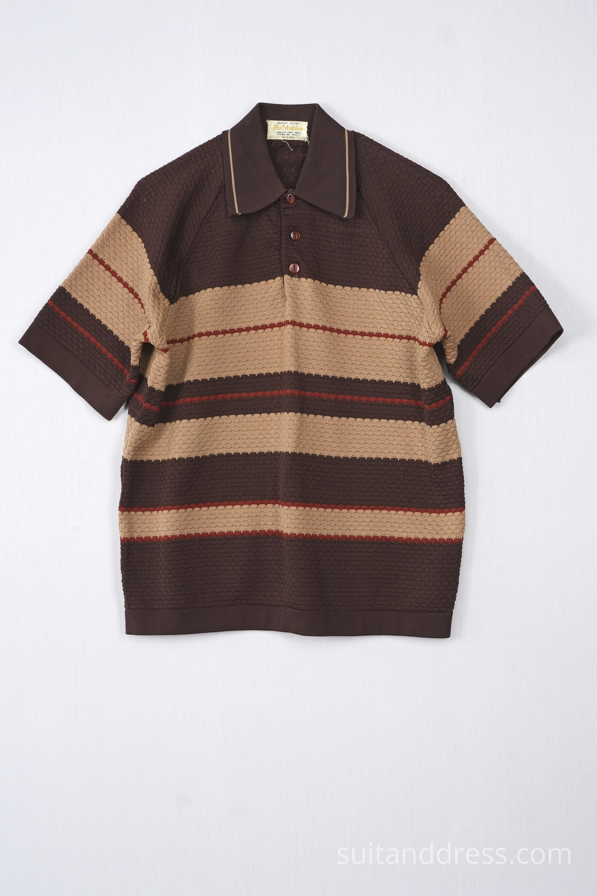 1970. gadu vintage polo krekls retro stila t-krekls tērpu apģērbu noma ballītēm filmēšanai Rīgā