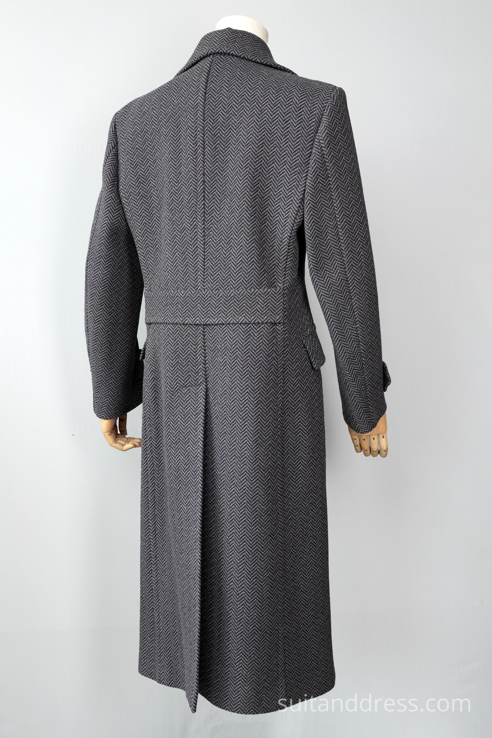 modern-made 1030s slim fit mens coat vintage costume rent Riga Latvia