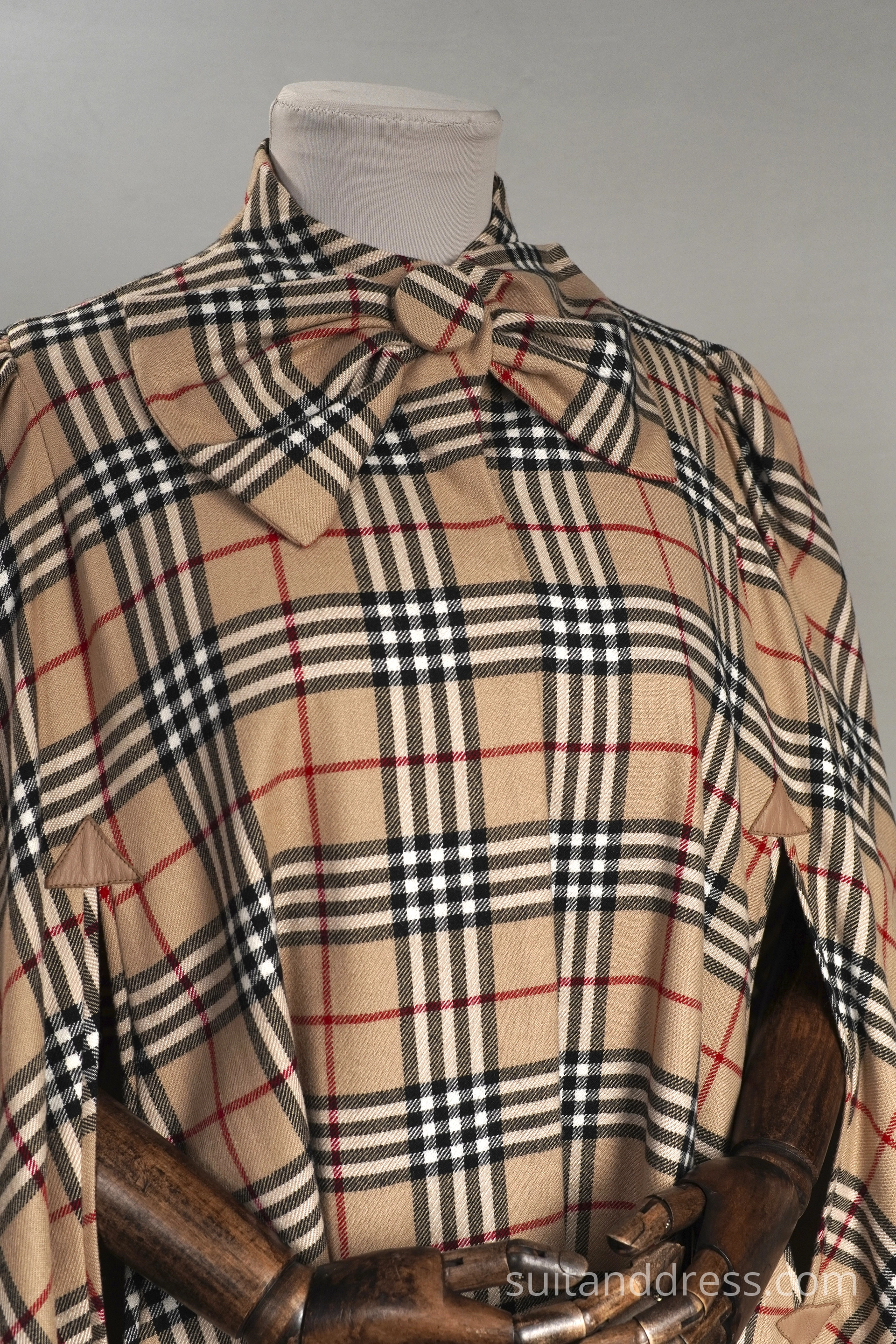 1930s style ladies cape for rent