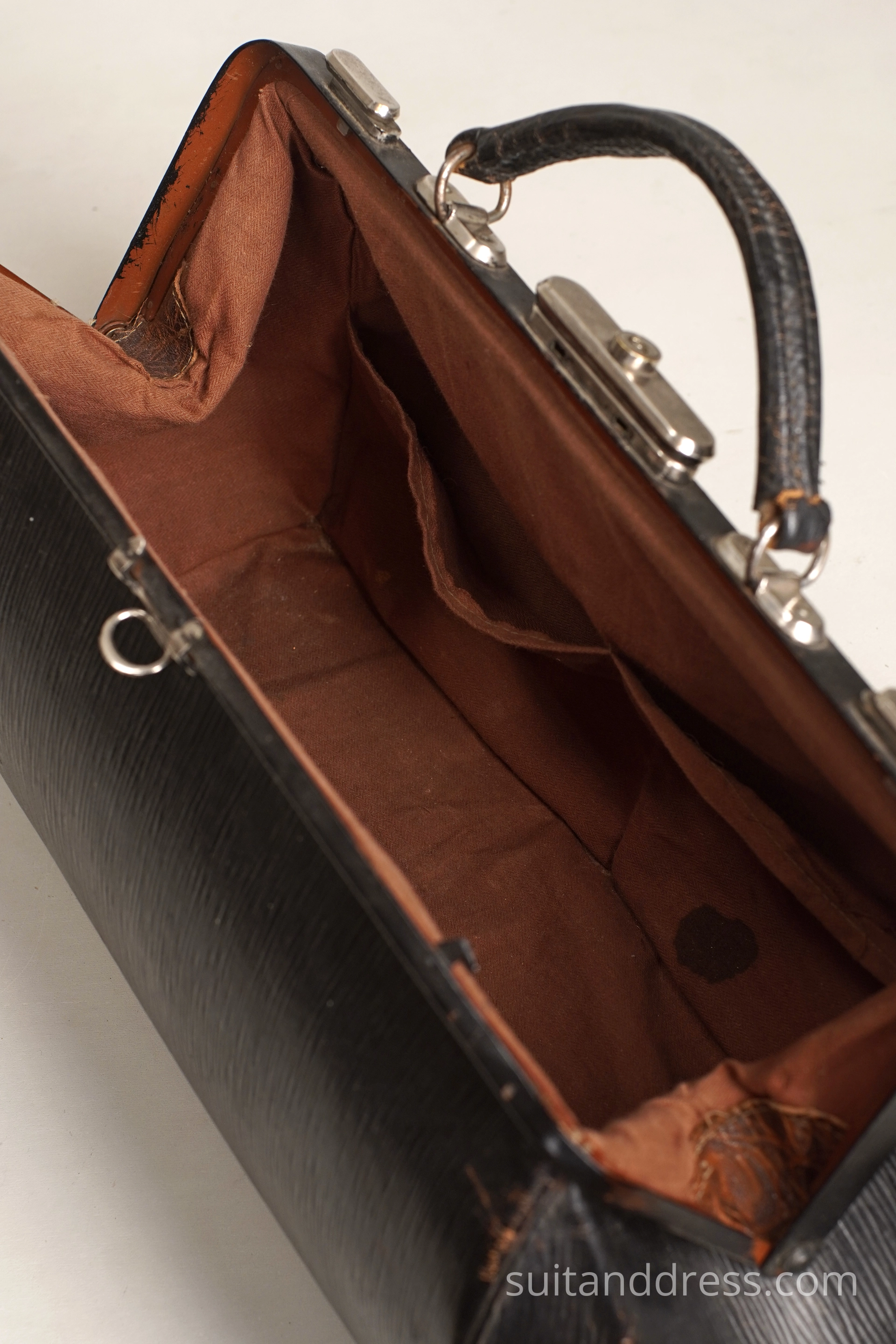 Mid century made Edwardian doctors bag travel bag womens overnight bag 1920s 1930s historical costume rent in Riga
