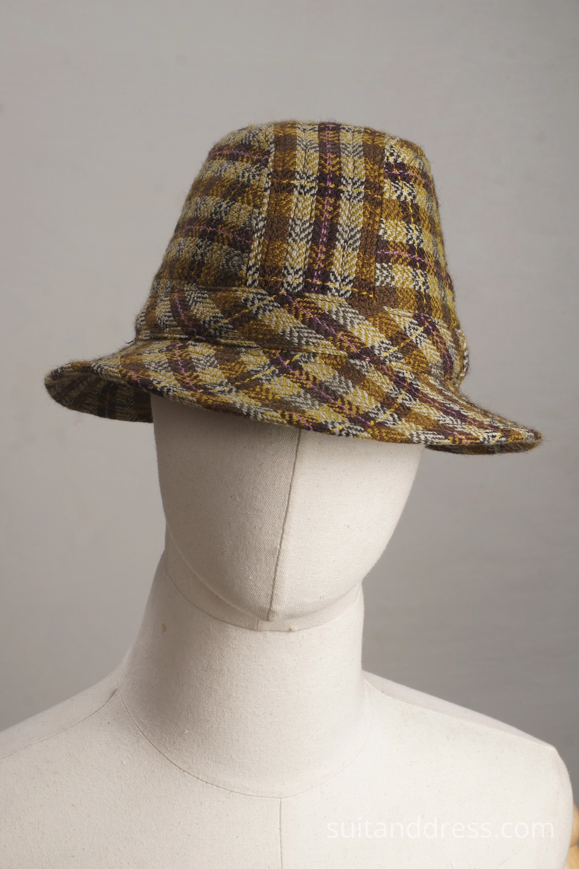 Vintage bucket style plaid hat