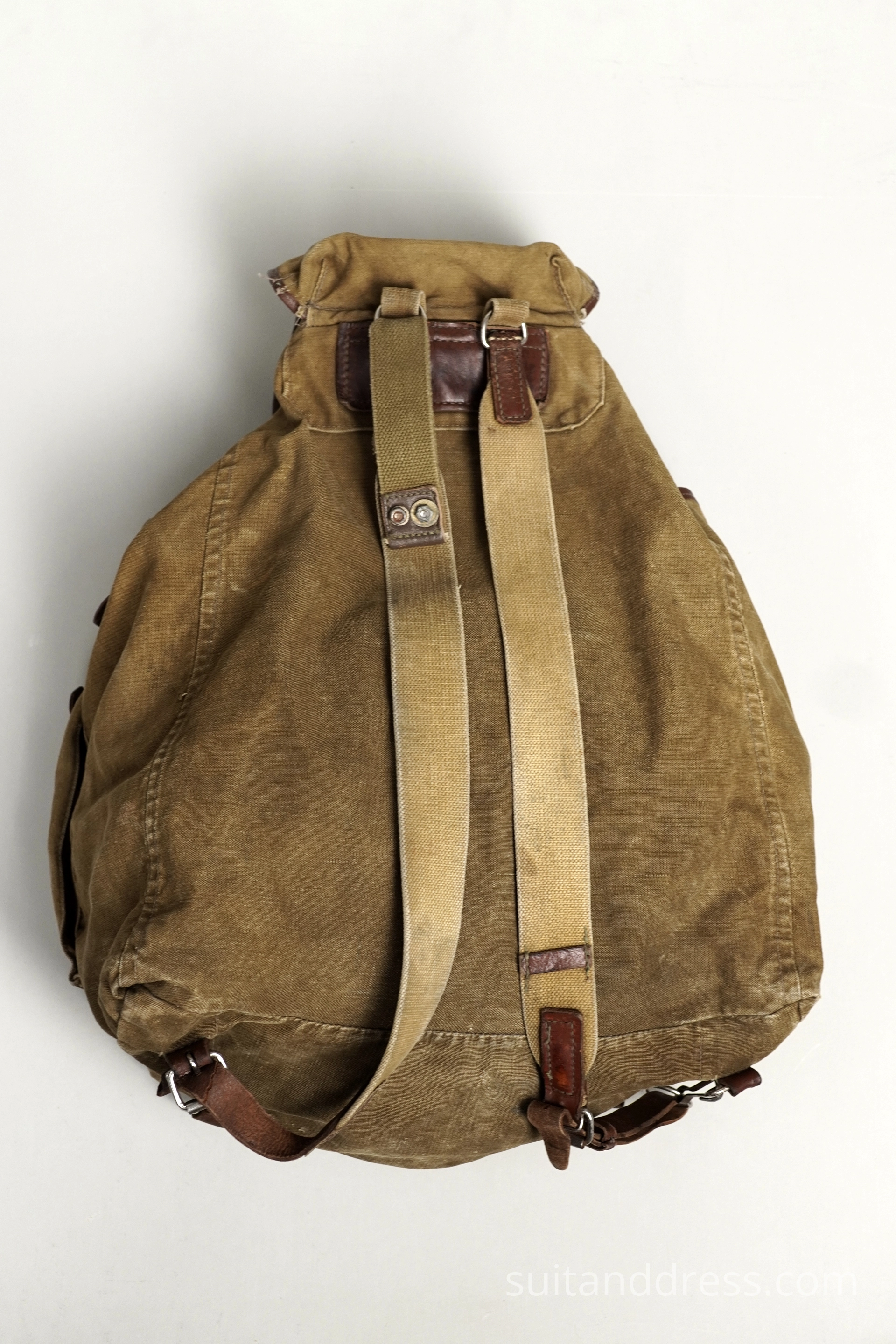 Military style canvas backpack  for rent