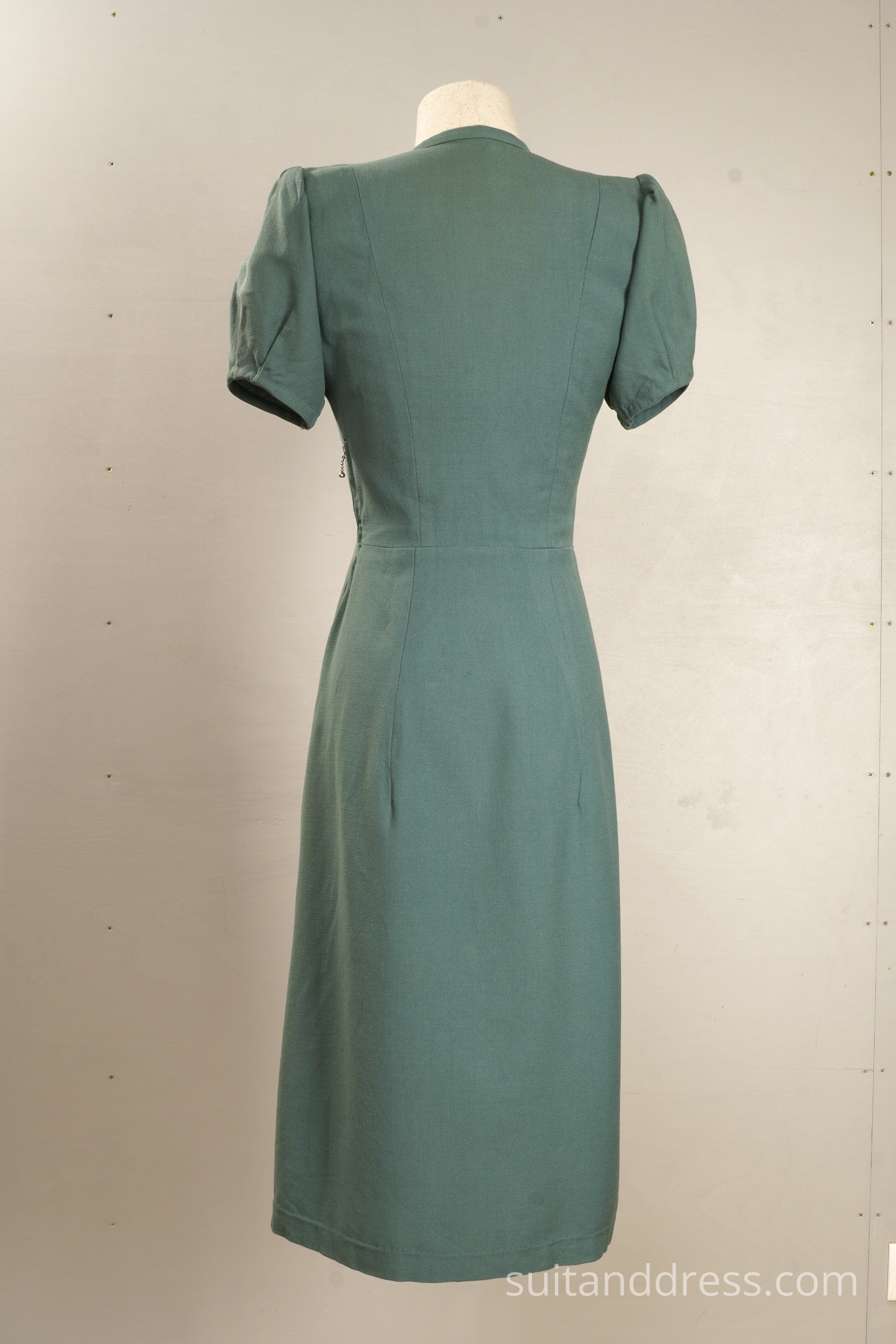 1940s seafoam green shirtwaist dress