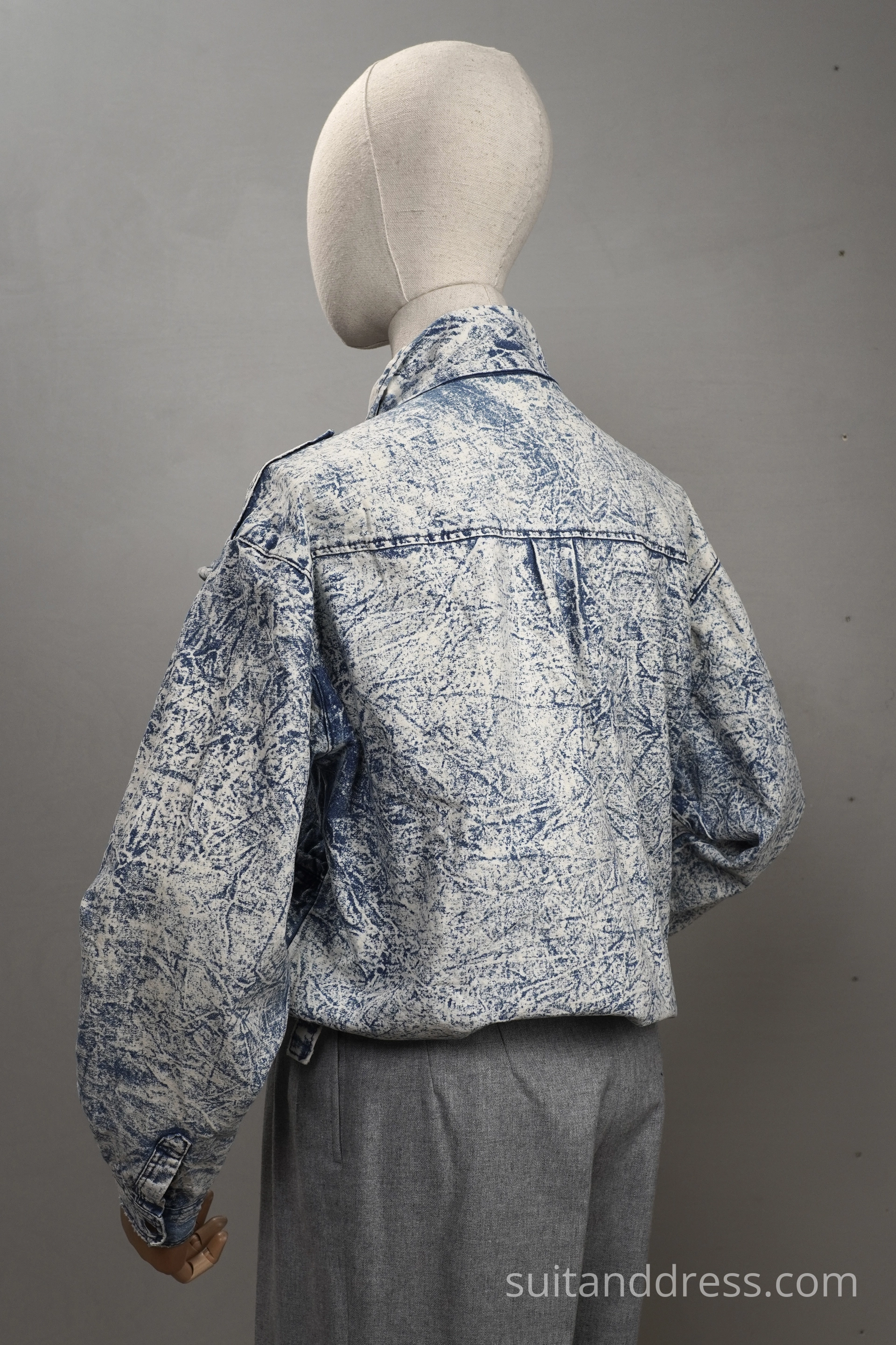 1980s washed Levis denim jacket for rent 