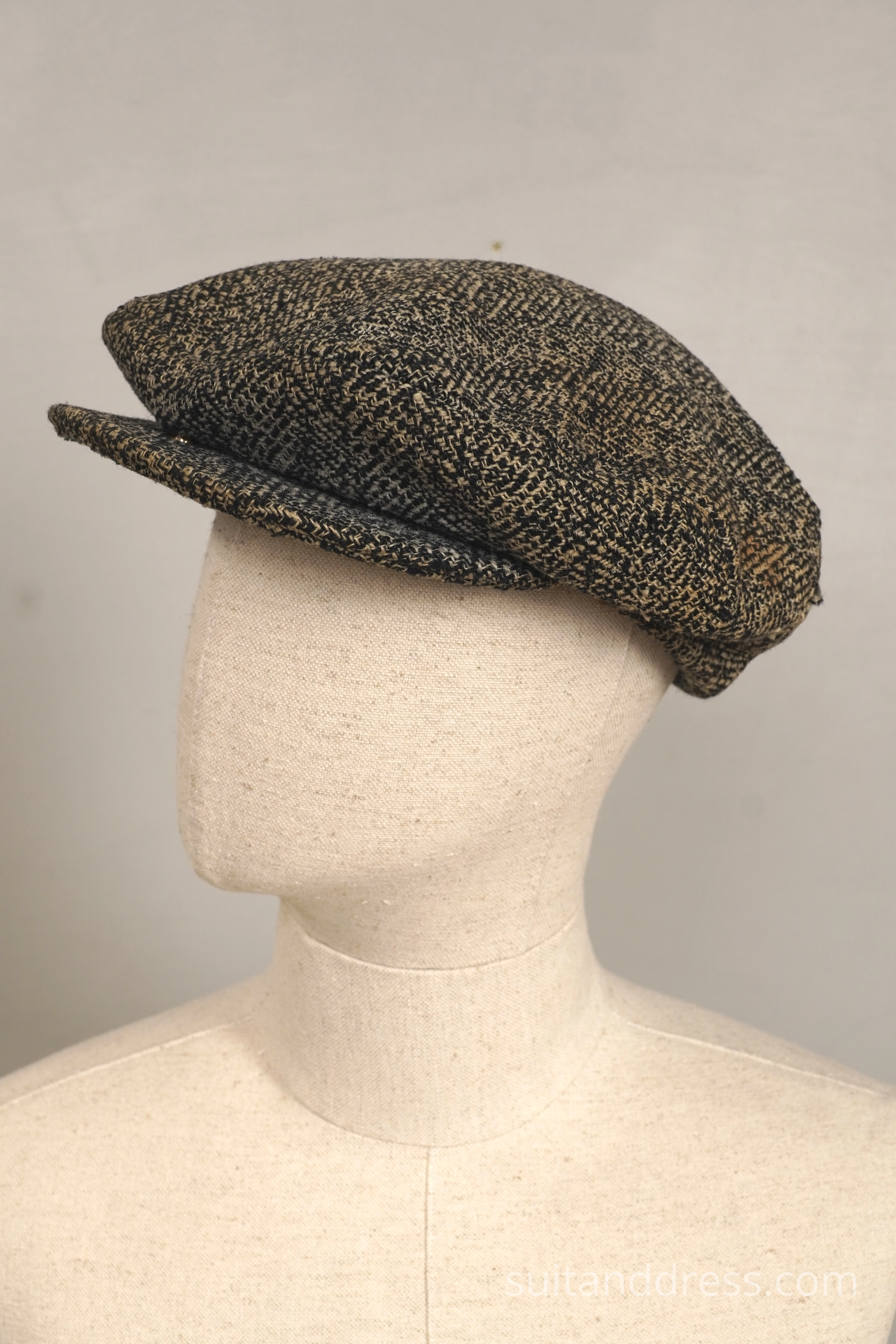 Mid century flat cap for rent 
