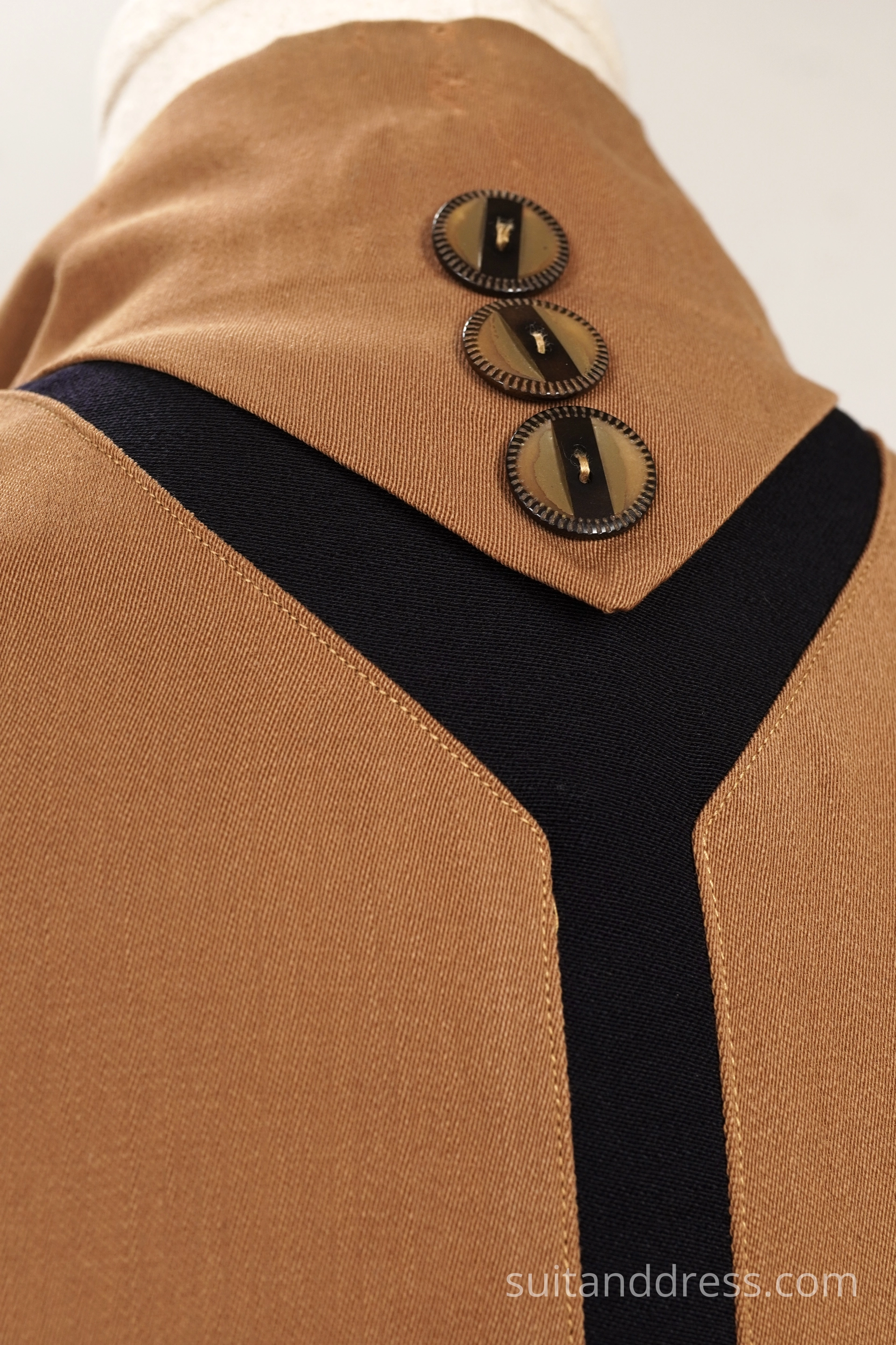 1920s Art Deco coat with contrast details