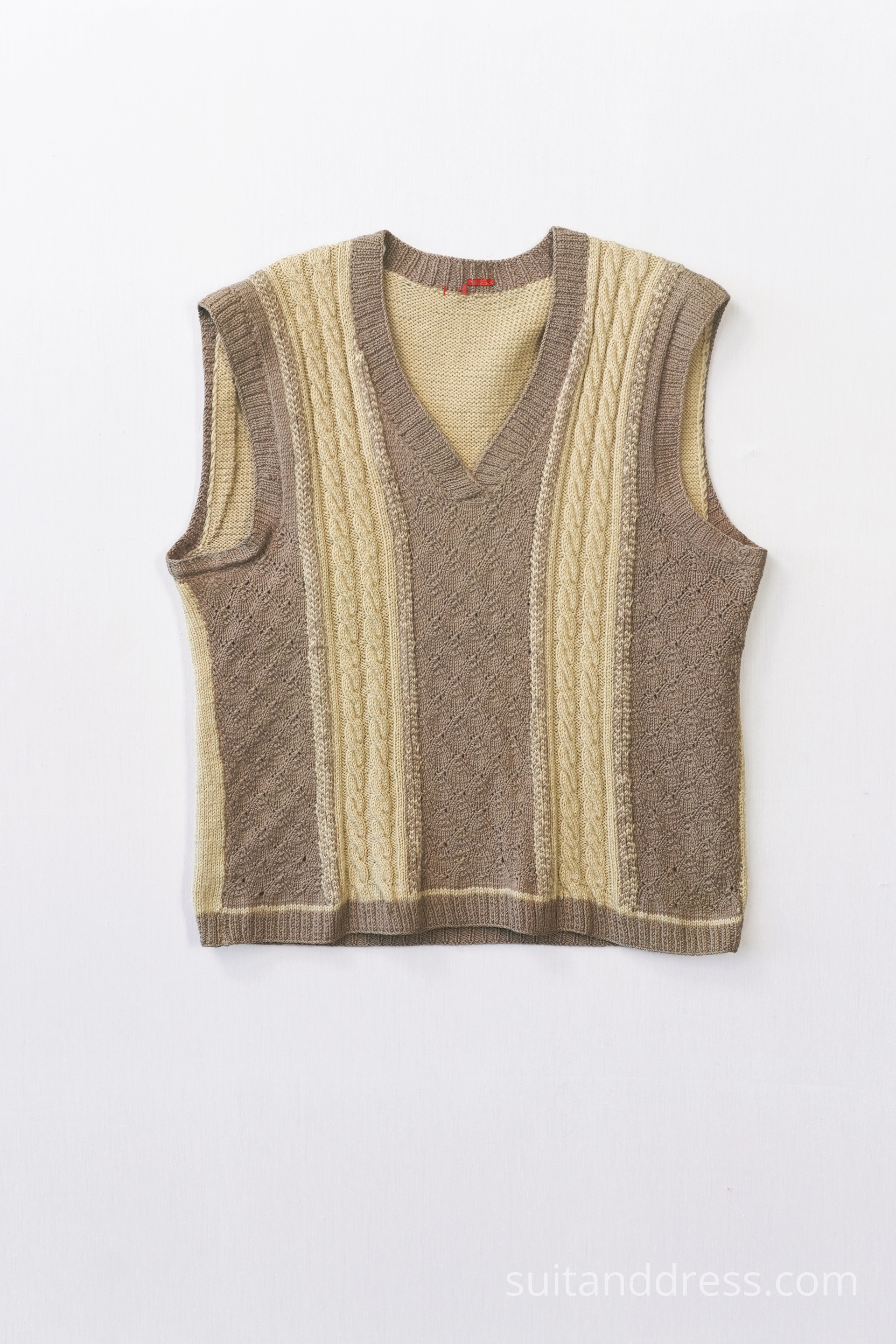 vintage adīta vīriešu veste 20. gs. vidus tērpu noma Rīgā retro mode