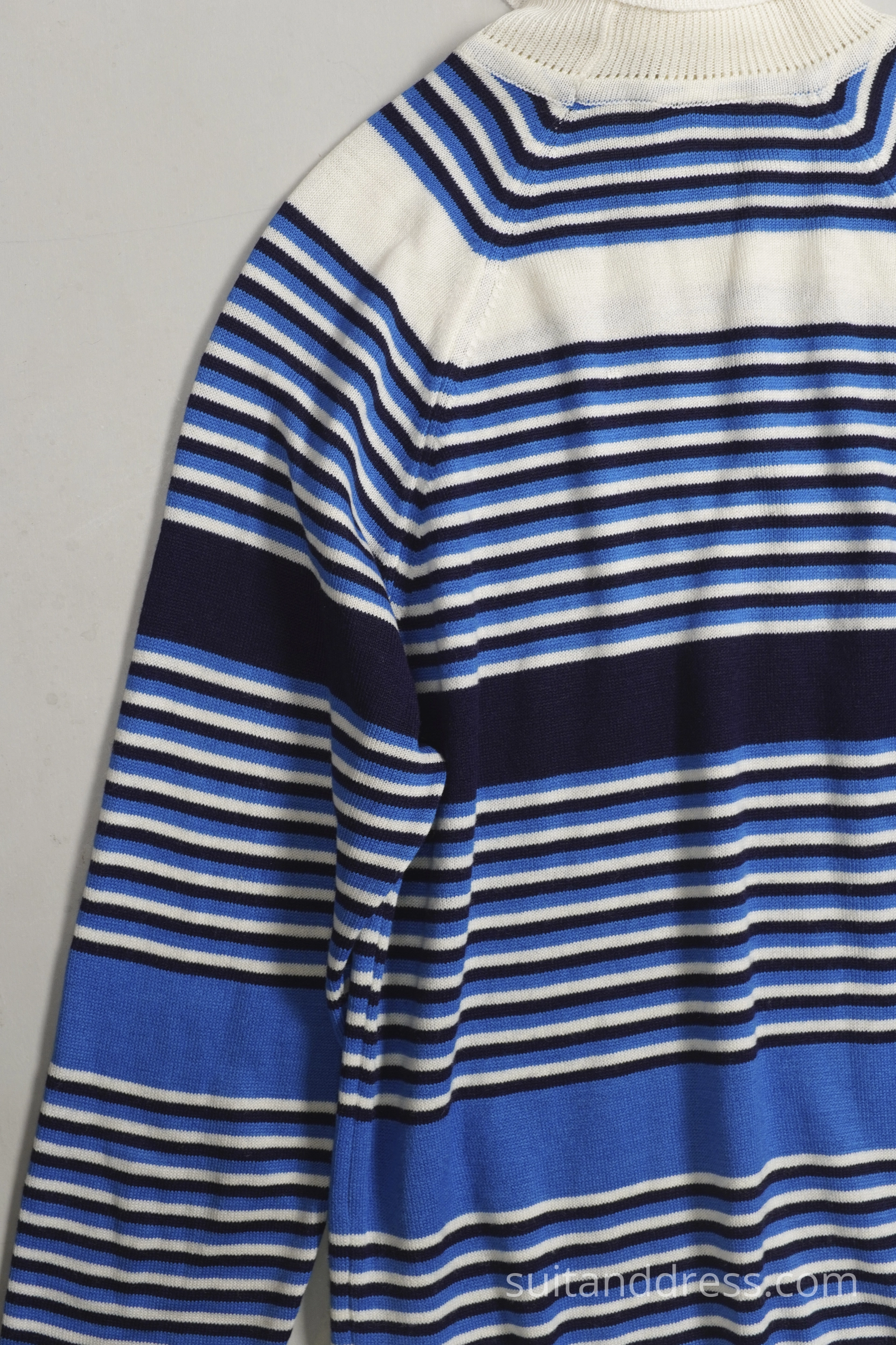 1970s turtleneck sweater for rent