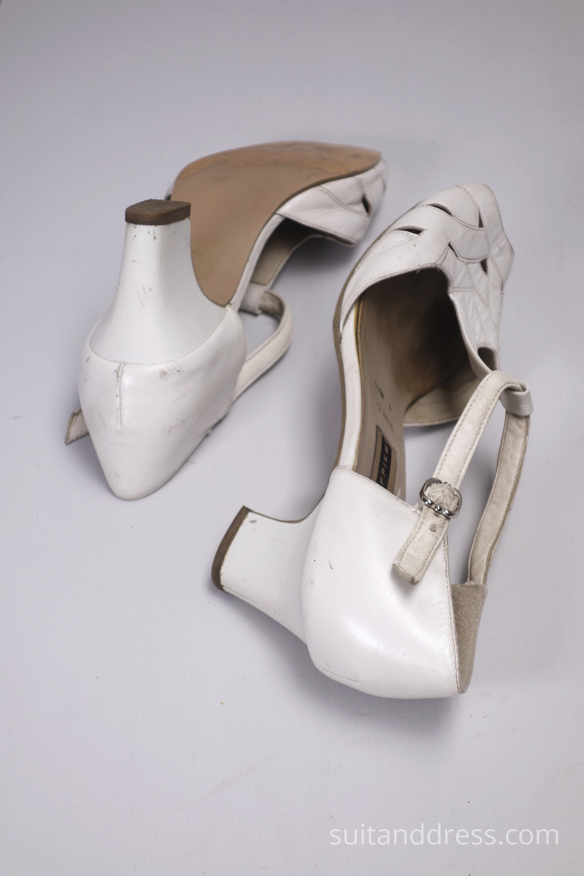 Vintage white summer sandals 