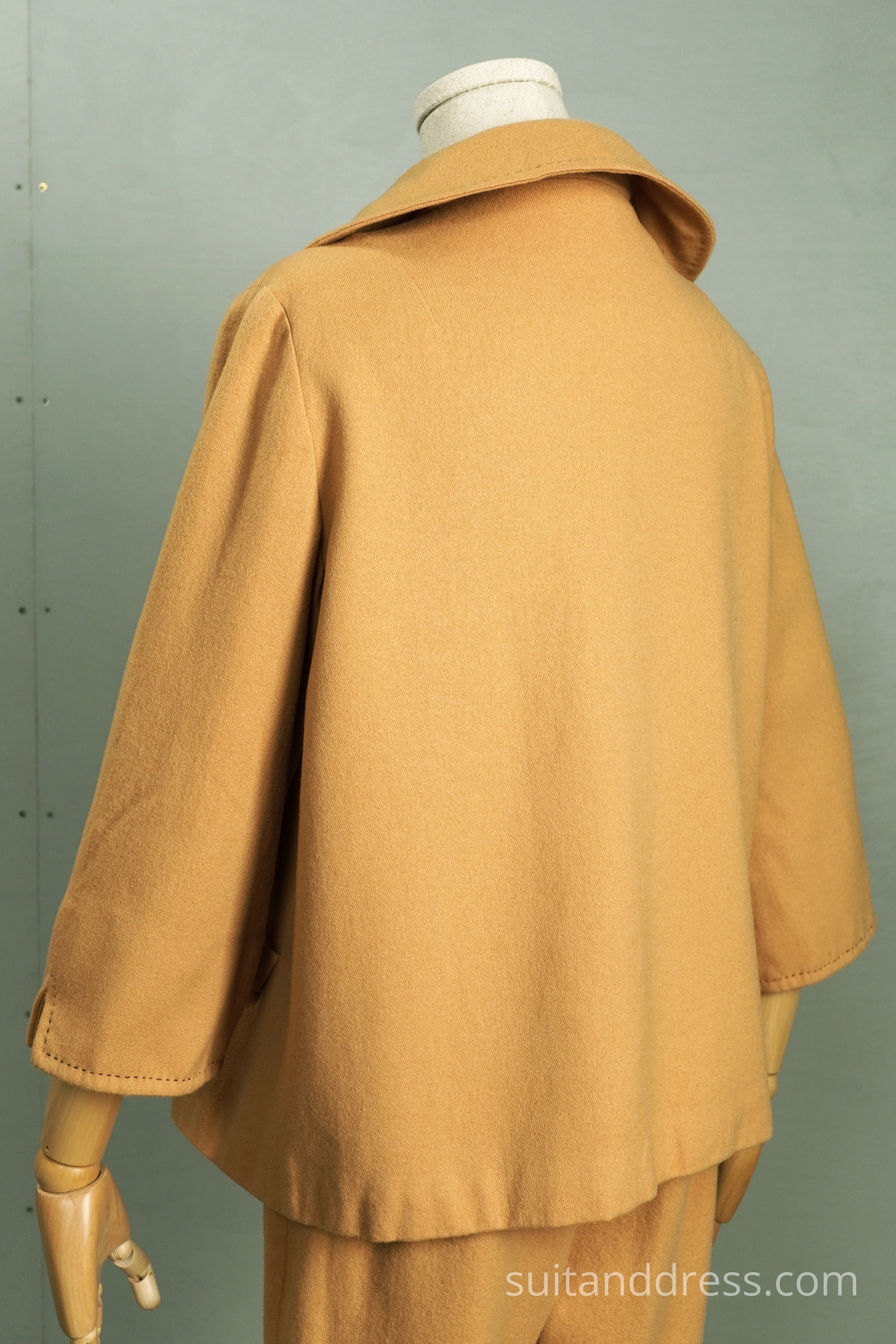 1950s ladies pants suit for rent