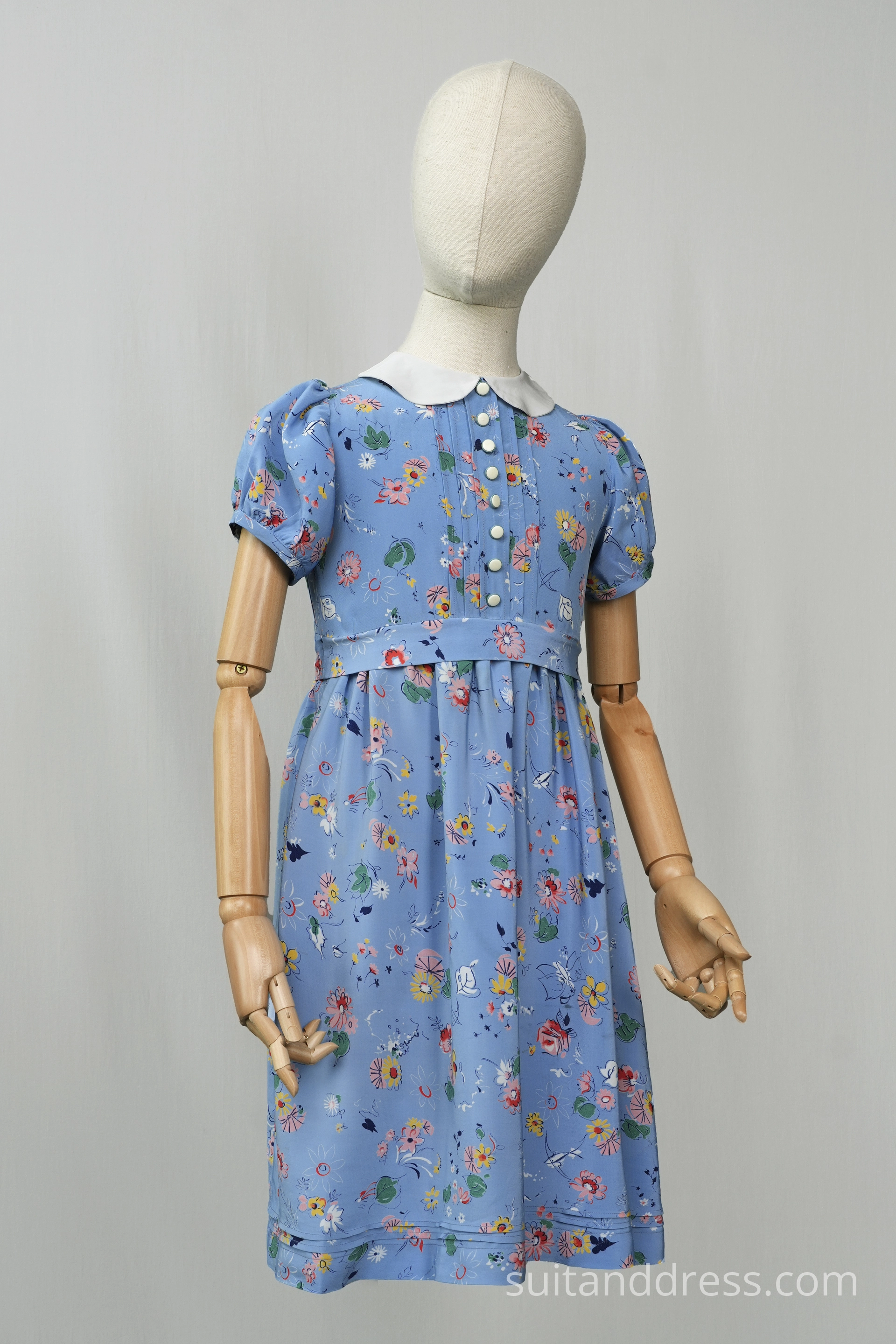 1930s girls fashion costume rental in Riga