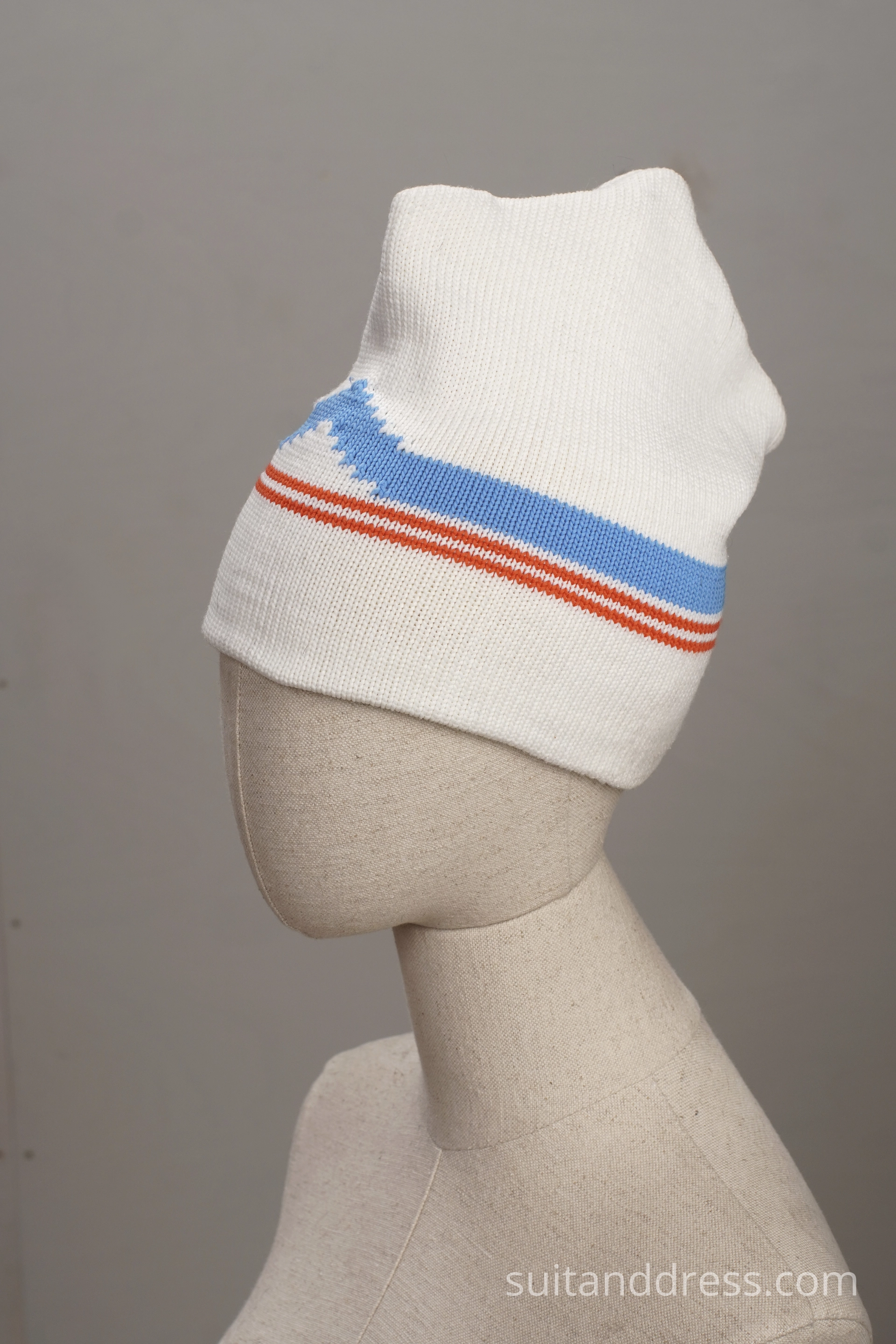 1980s ski hat womens sporty slyle 80s vintage beanie