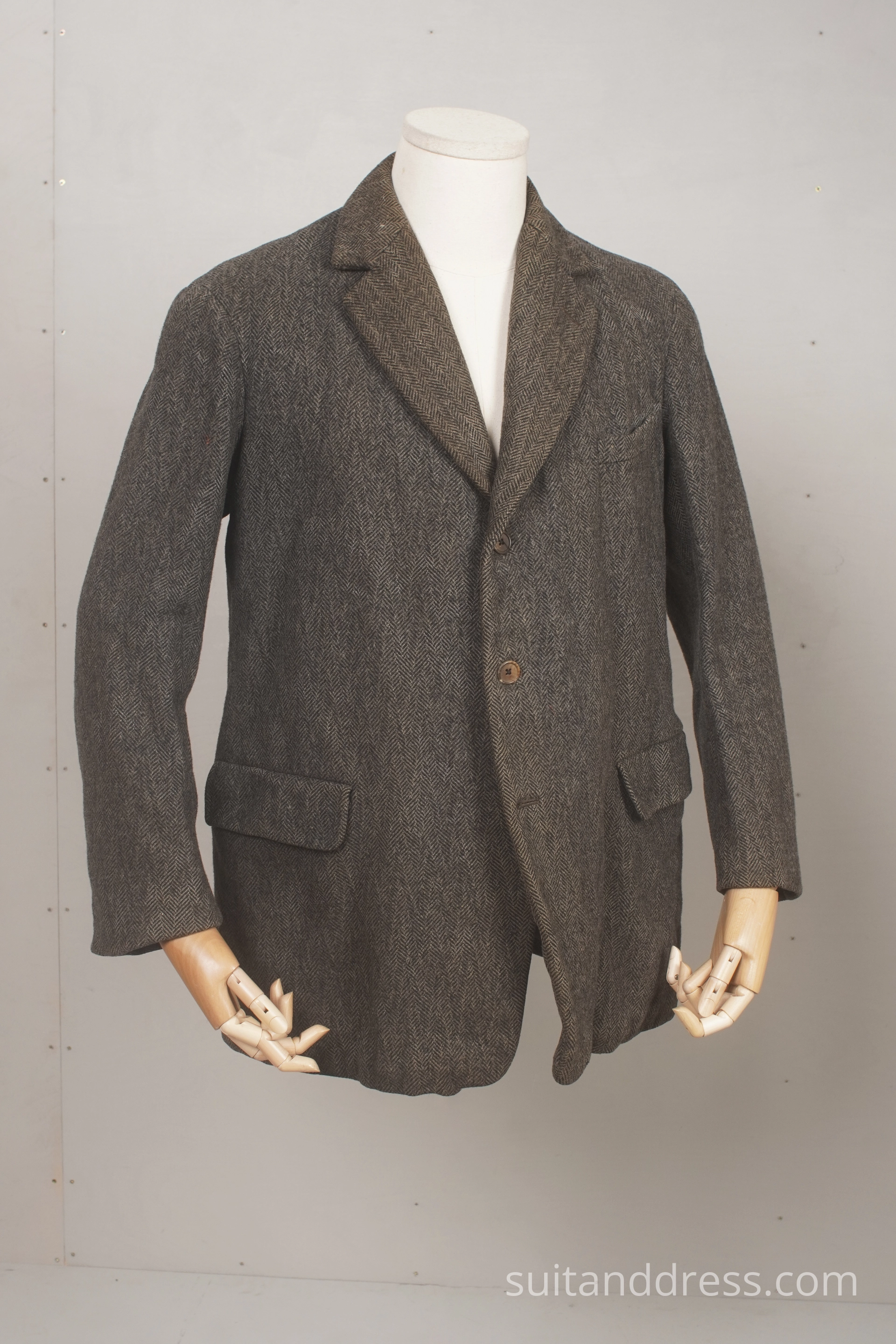 1920s sack coat in gray herringbone vintage work blazer