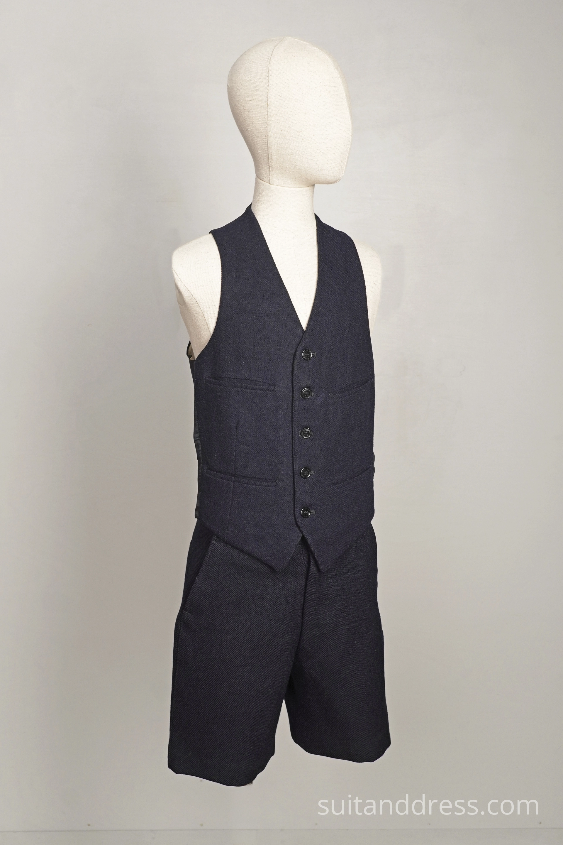 !930s 40s 50s boys 3 piece suit costume rent for films movies cinema Riga
