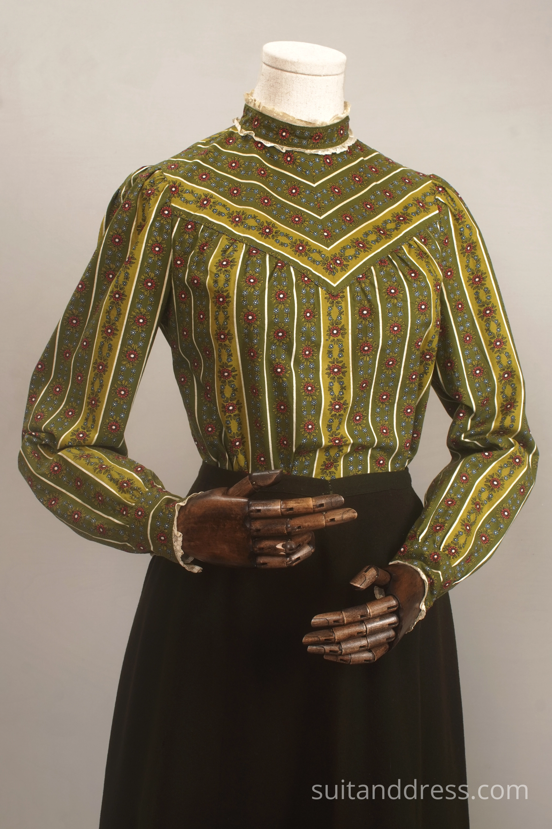 Edvardian printed cotton blouse replica 1900s womens fashion rent