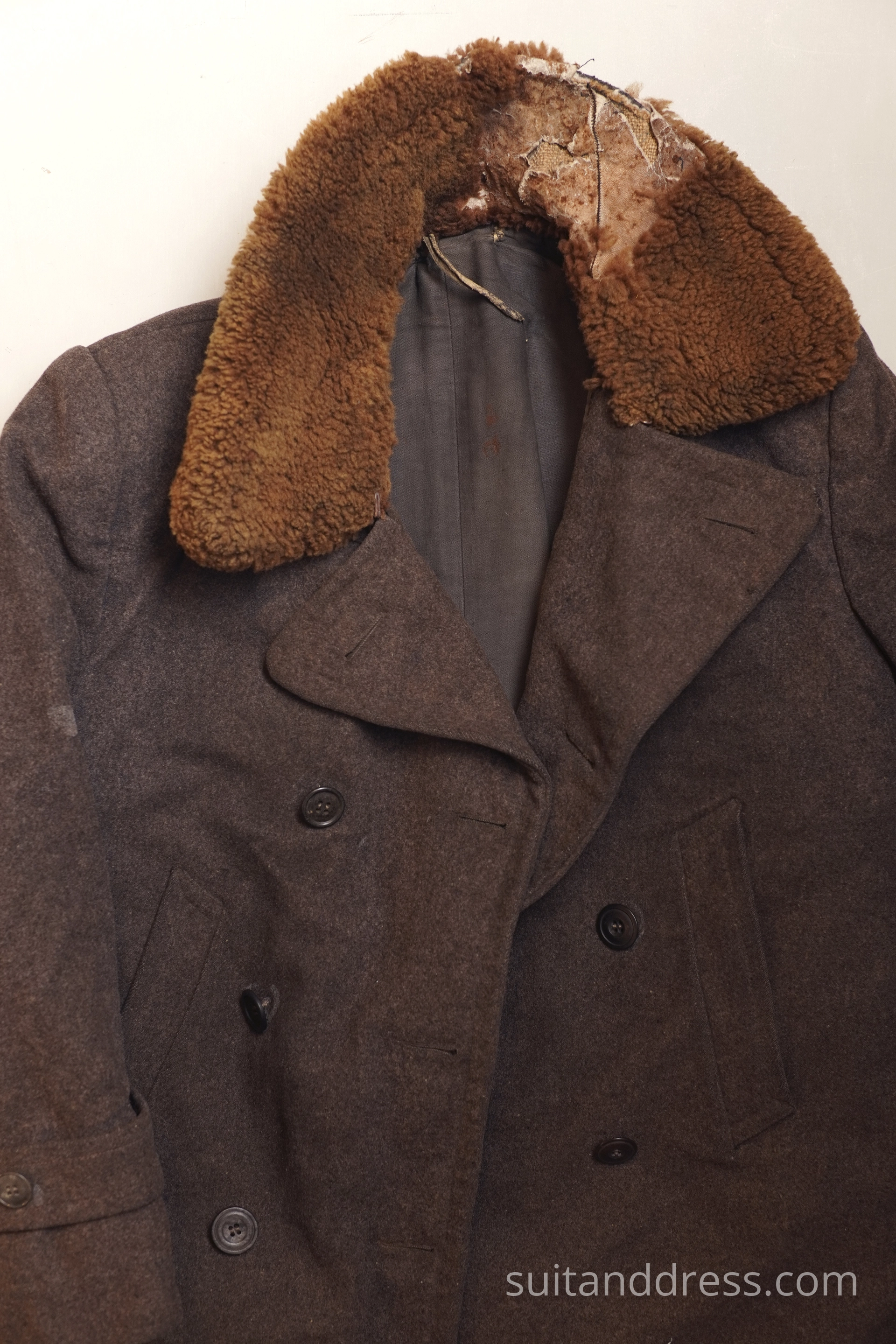 Sheepskin collar coat for rent 