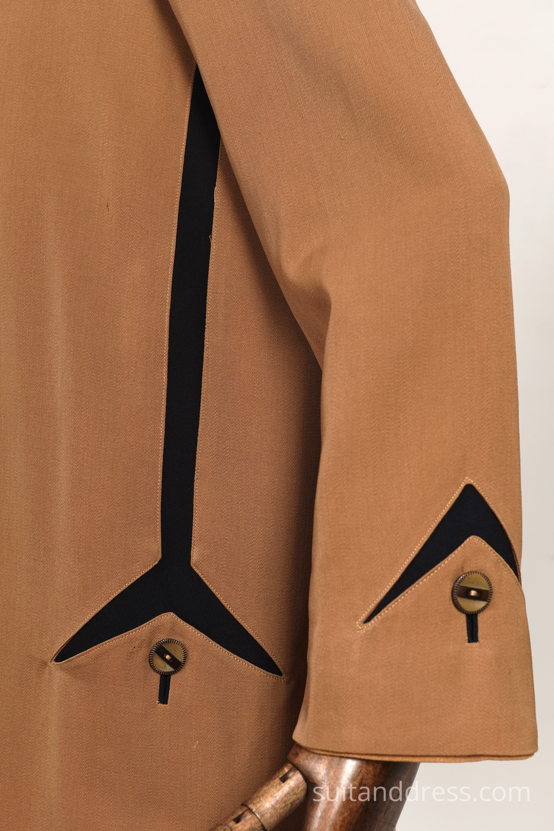 1920s Art Deco coat with contrast details