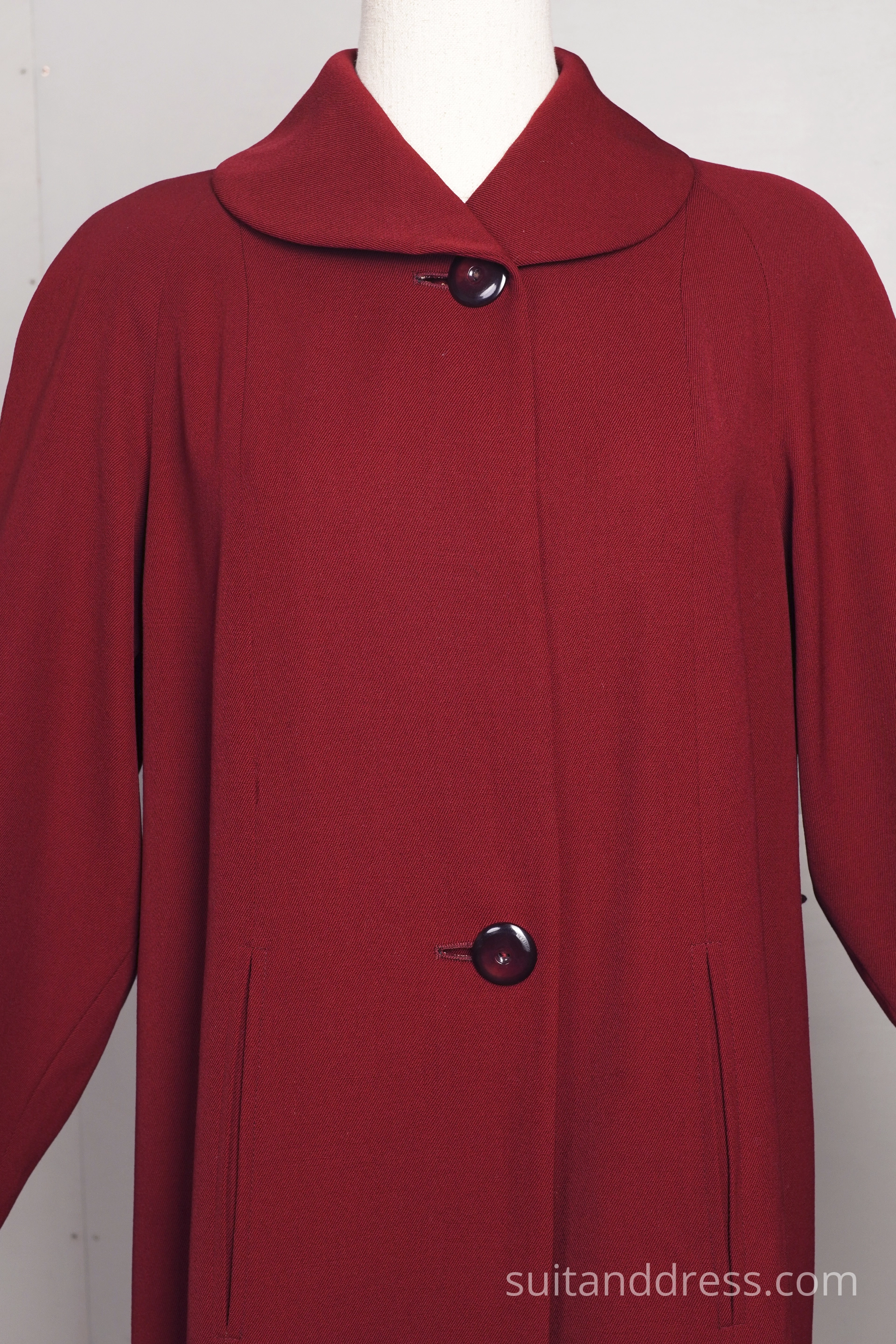 1940s sving coat in burgundy gabardine