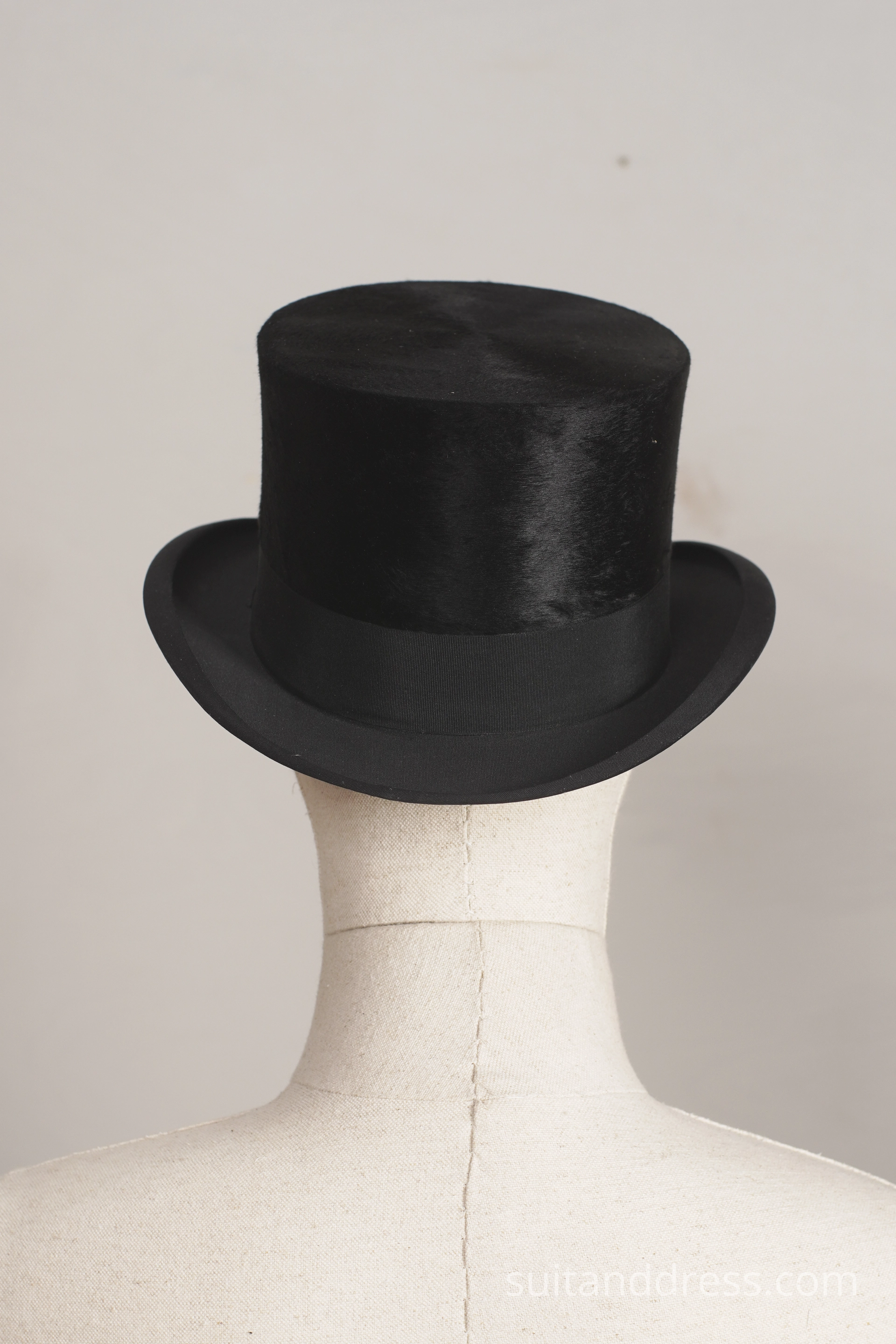 vintage silk plush top hat hight hat black topper for rent