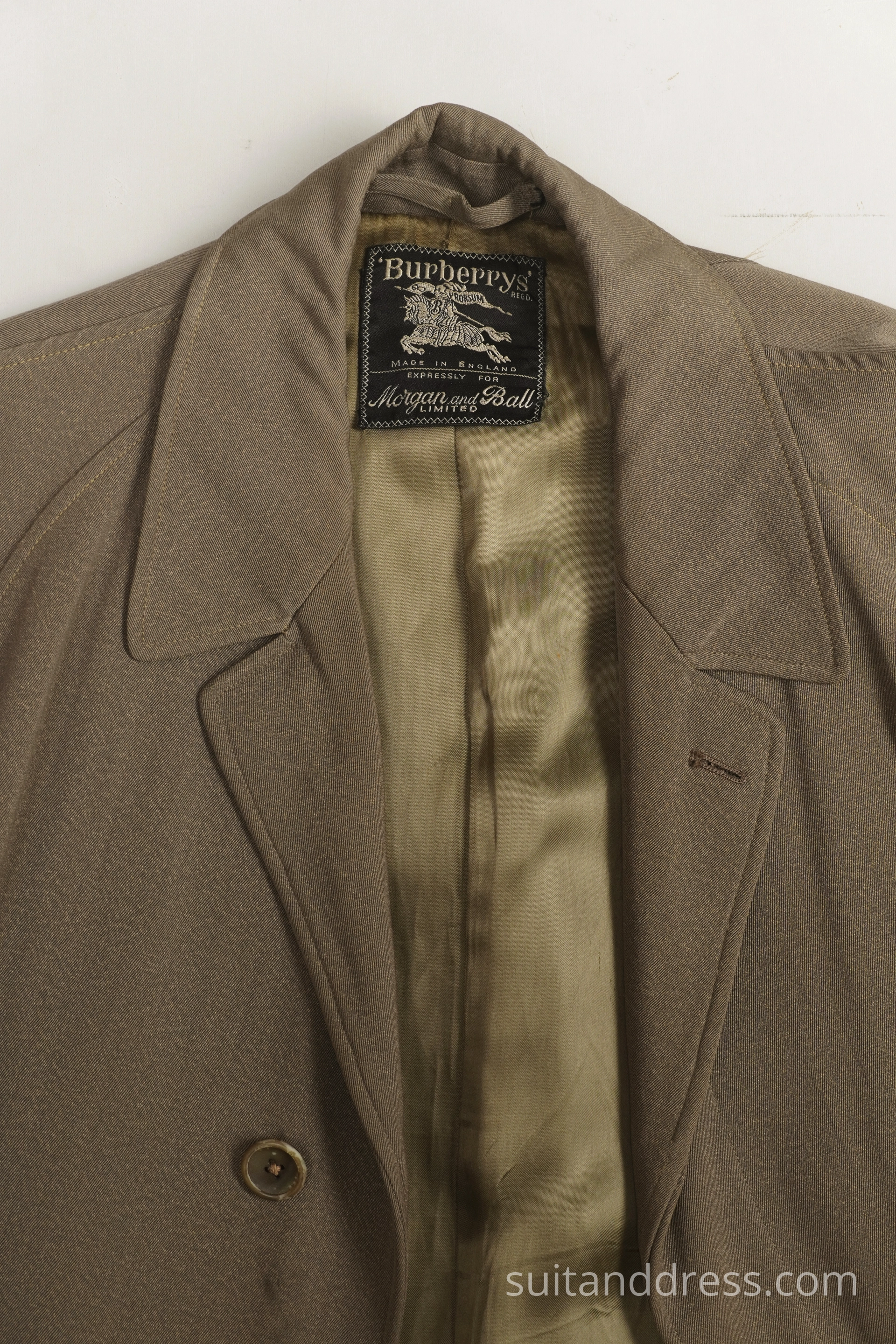 60. gadu Burberry trencis 