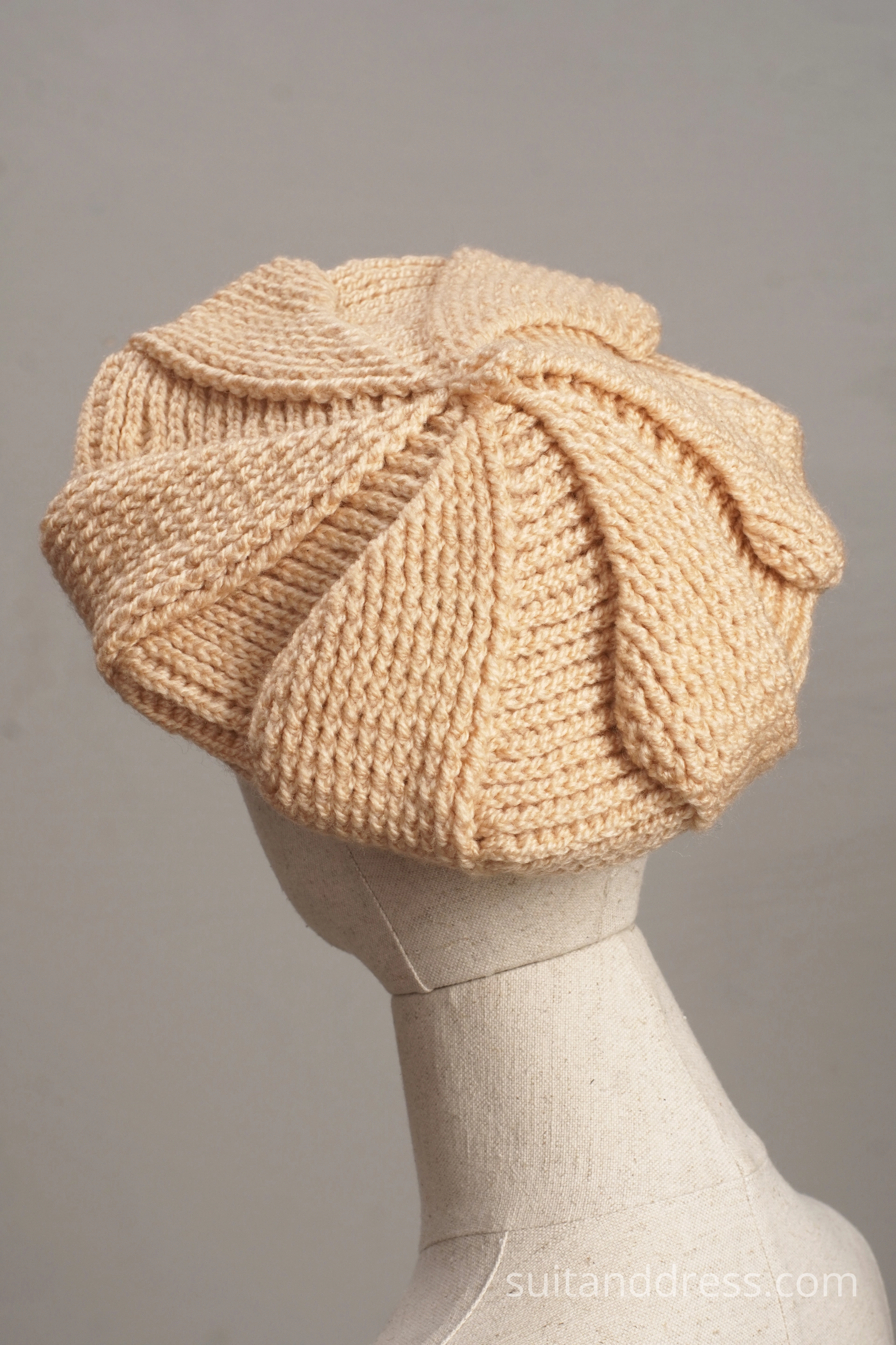 Vintage 1970s hand made wool beret 